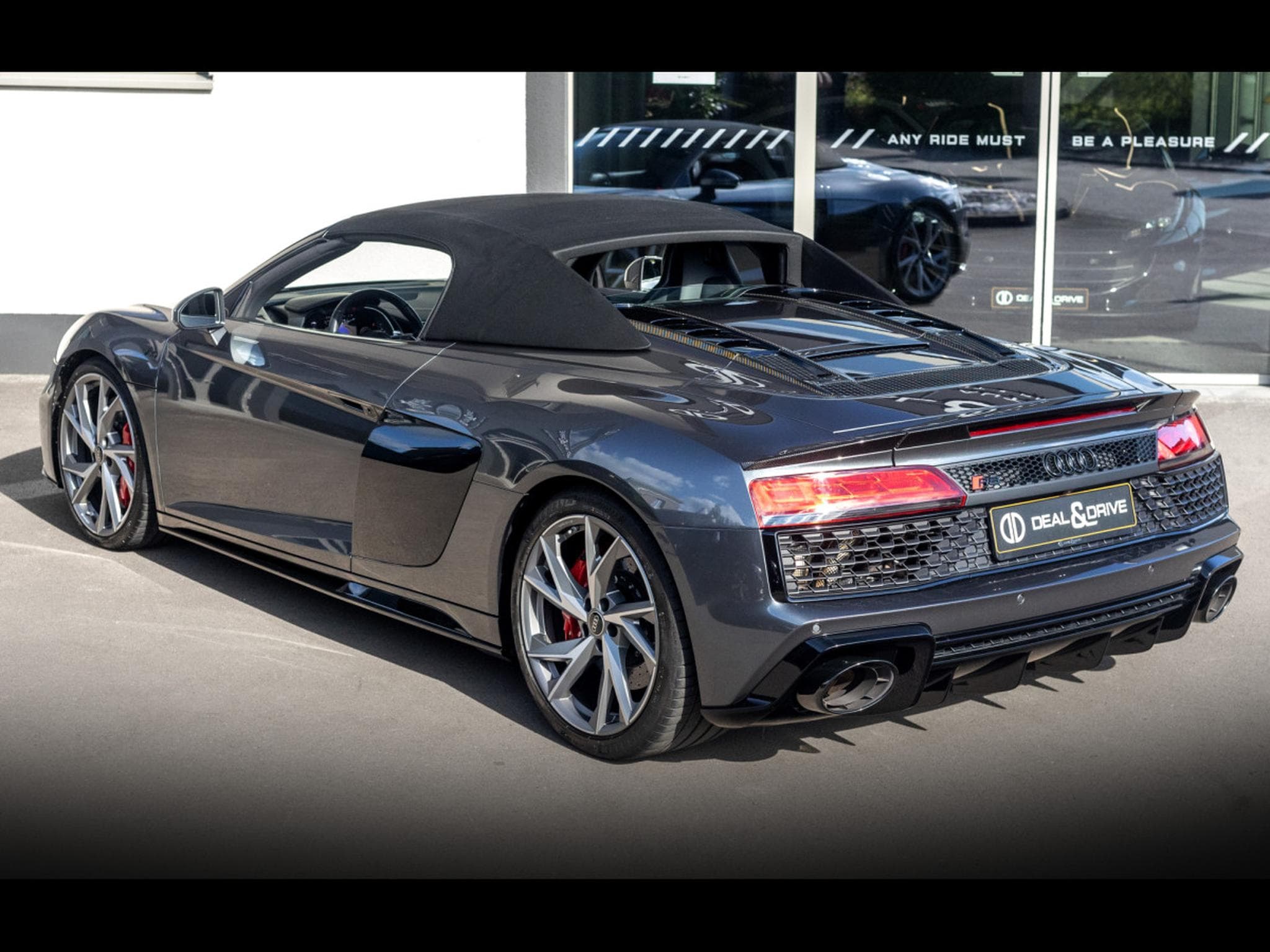 Audi R8 SPYDER V10 PERFORMANCE 5.2 FSI QUATTRO S-TRONIC – PACK KARHU (2022) - Foto 7