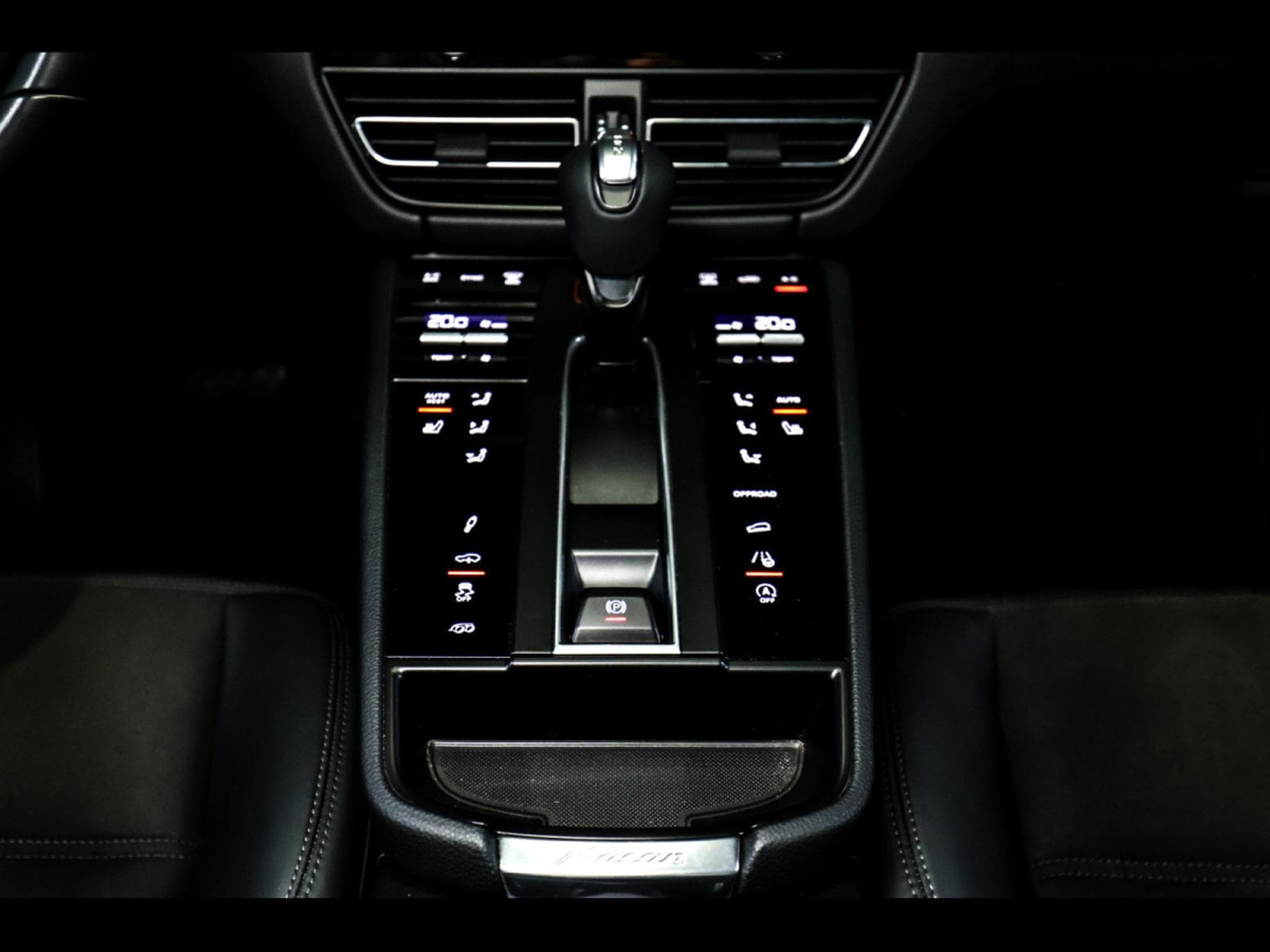 Porsche Macan III GTS PDK – VOLCANO GREY (2021) - Foto 15