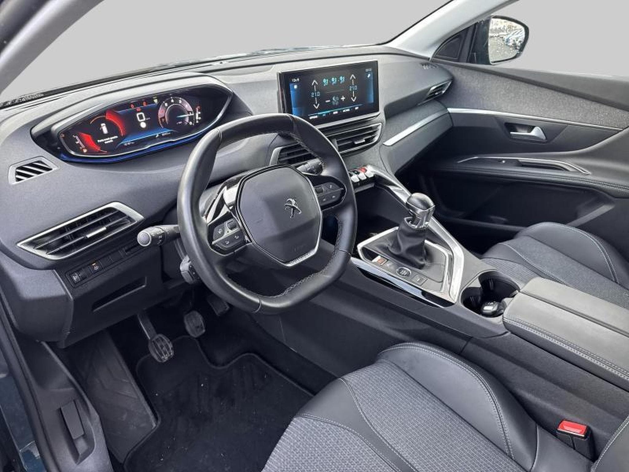 Peugeot 3008 II Allure Pack (2022) - Photo 14