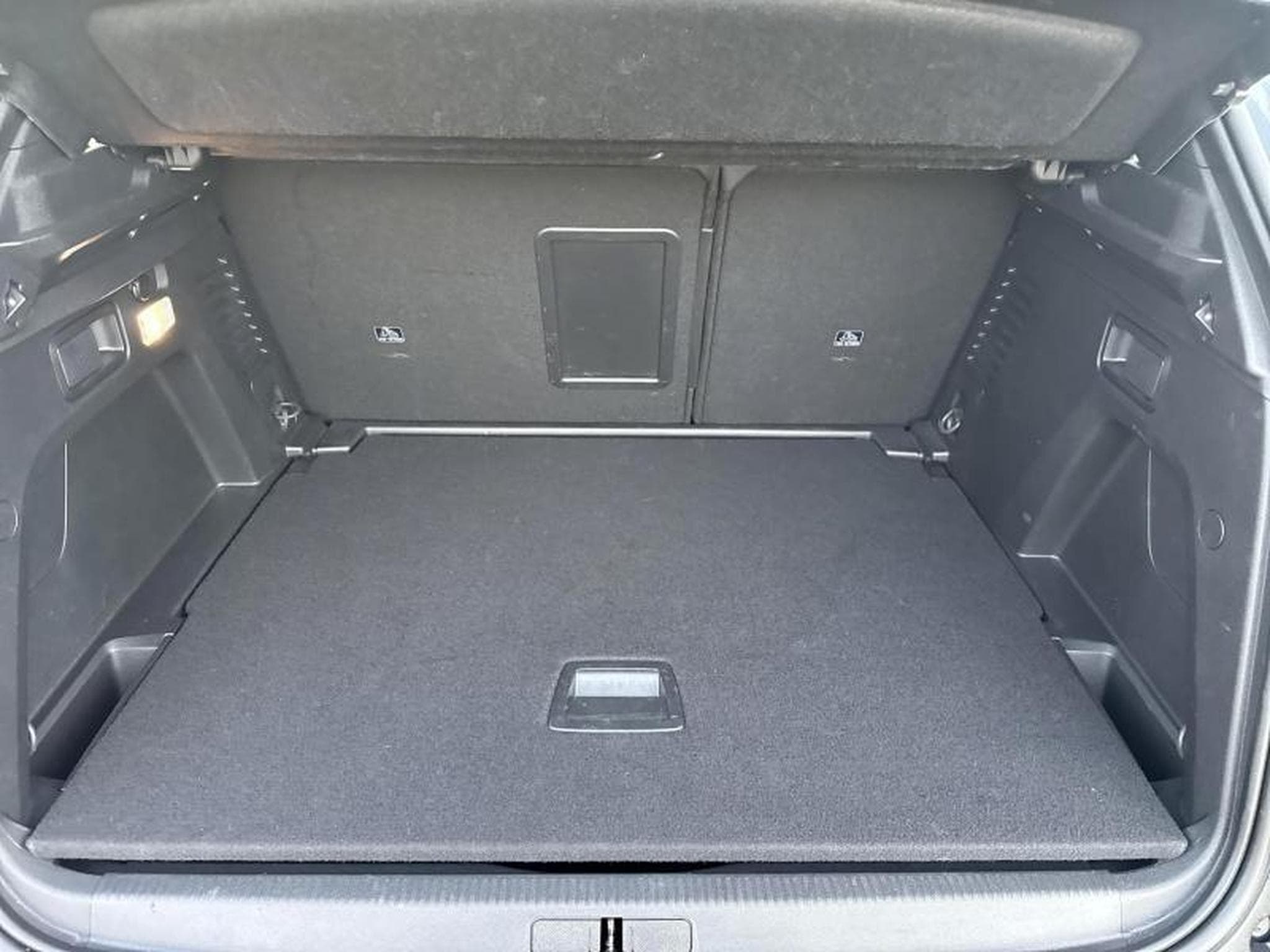 Peugeot 3008 II Allure Pack (2022) - Photo 17