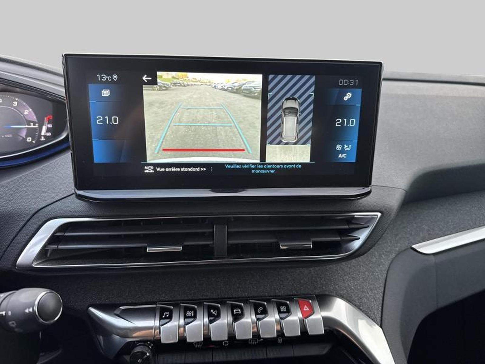 Peugeot 3008 II Allure Pack (2022) - Photo 19