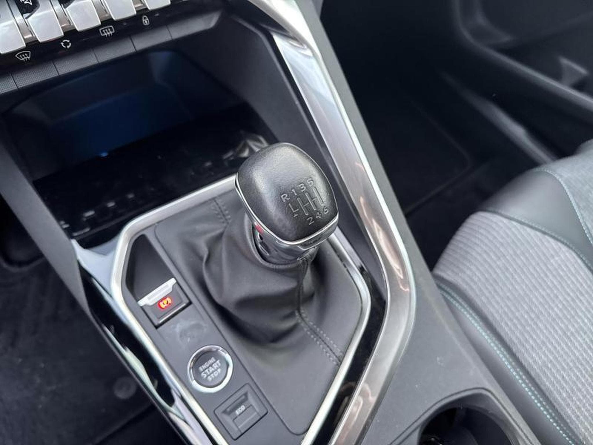 Peugeot 3008 II Allure Pack (2022) - Photo 9