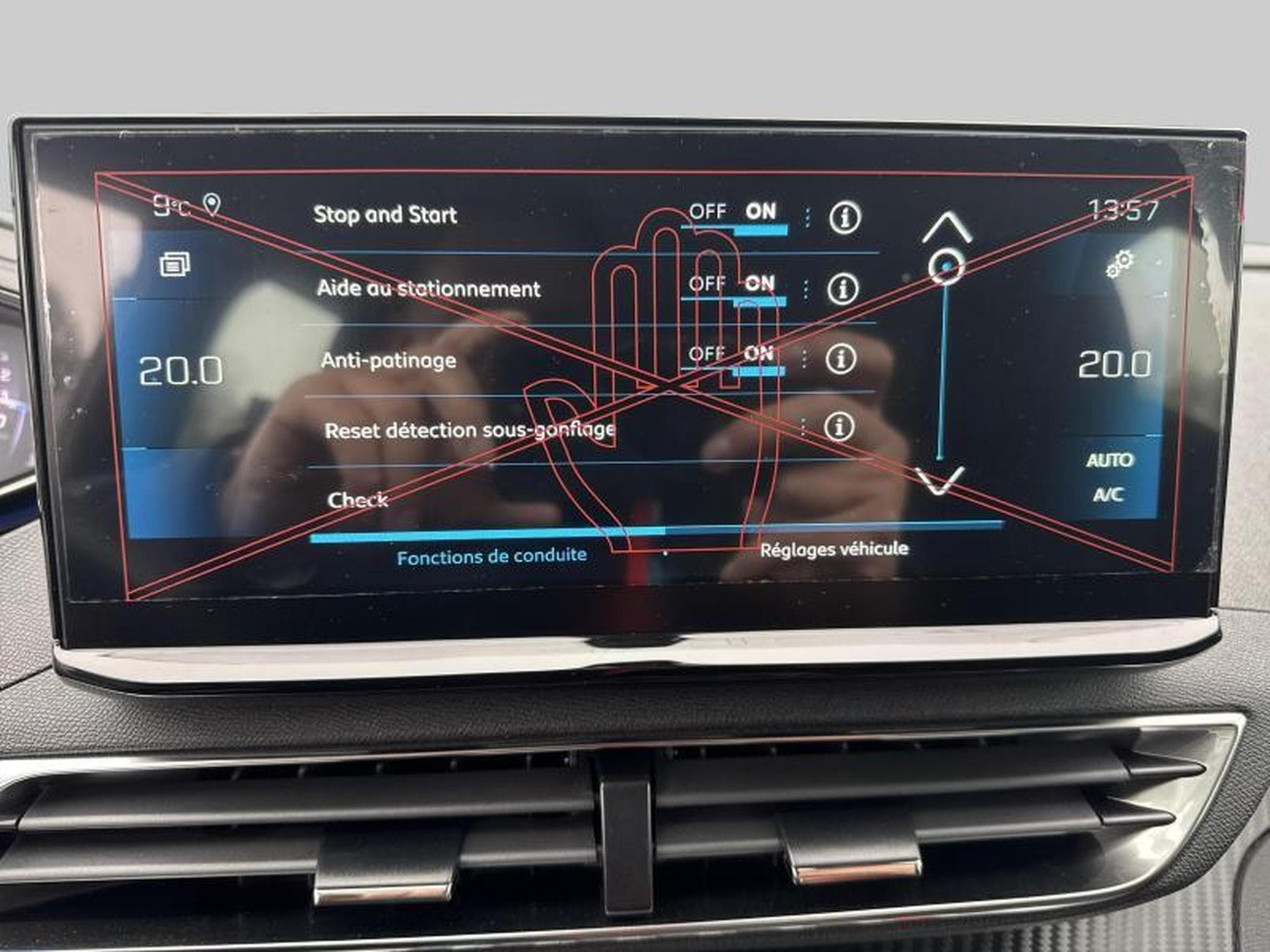 Peugeot 3008 II Active Pack (2023) - Photo 11