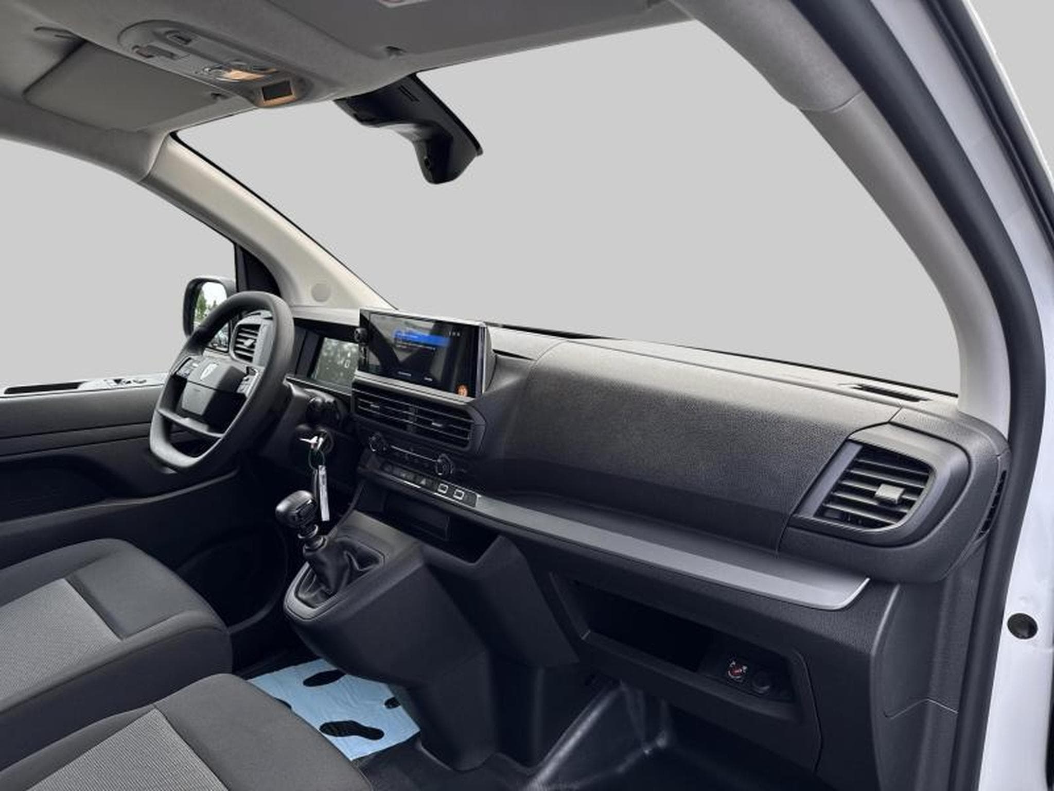 Peugeot Expert STANDARD (2024) - Photo 9