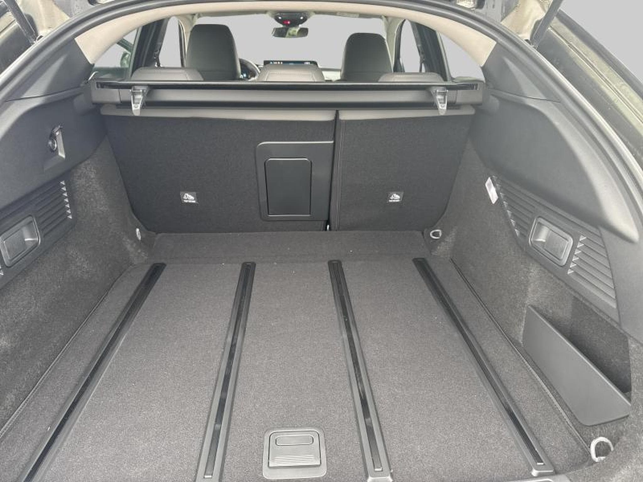 Citroen C5 X Shine (2023) - Photo 20