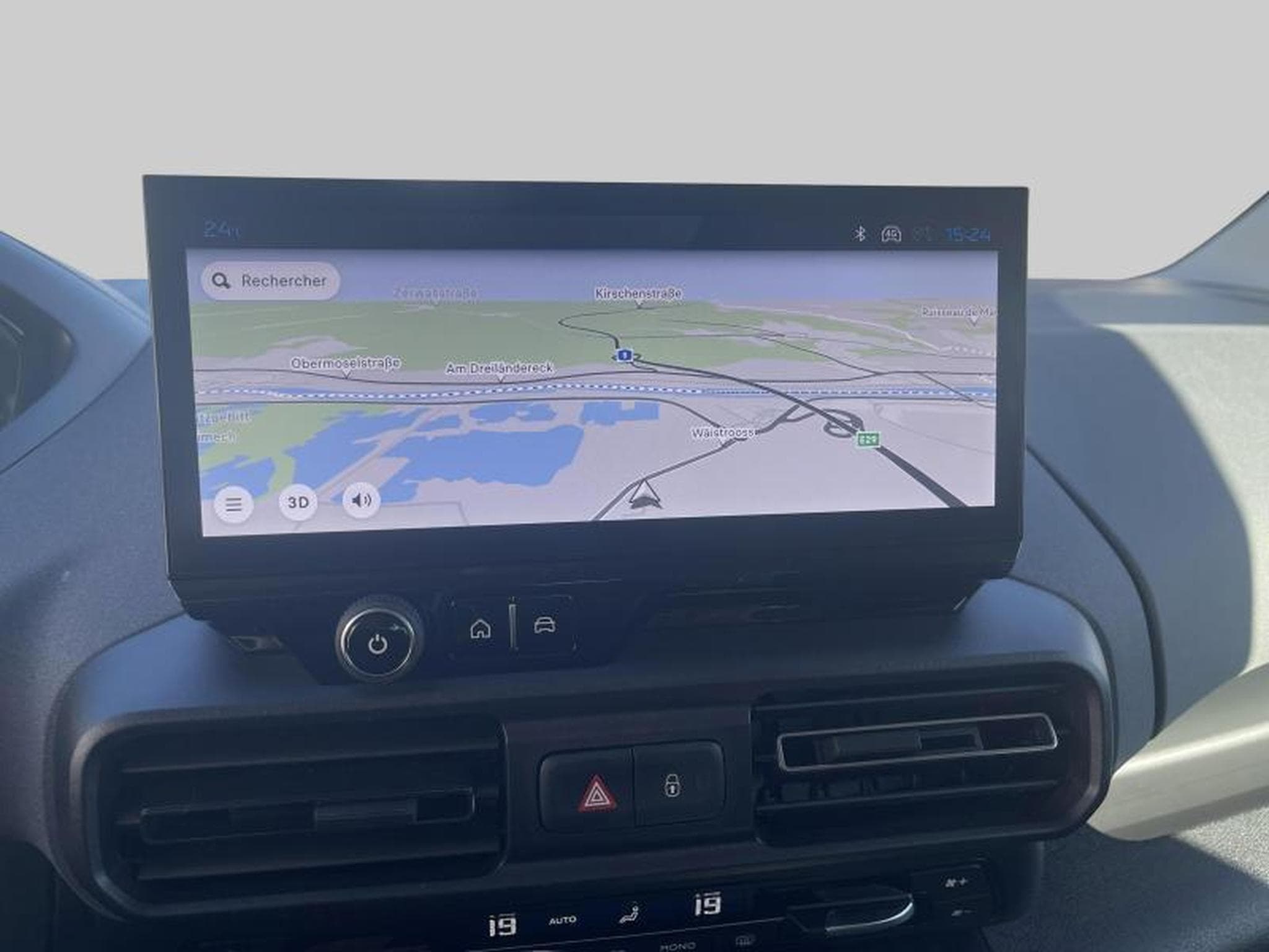 Peugeot Rifter ALLURE (2025) - Photo 16