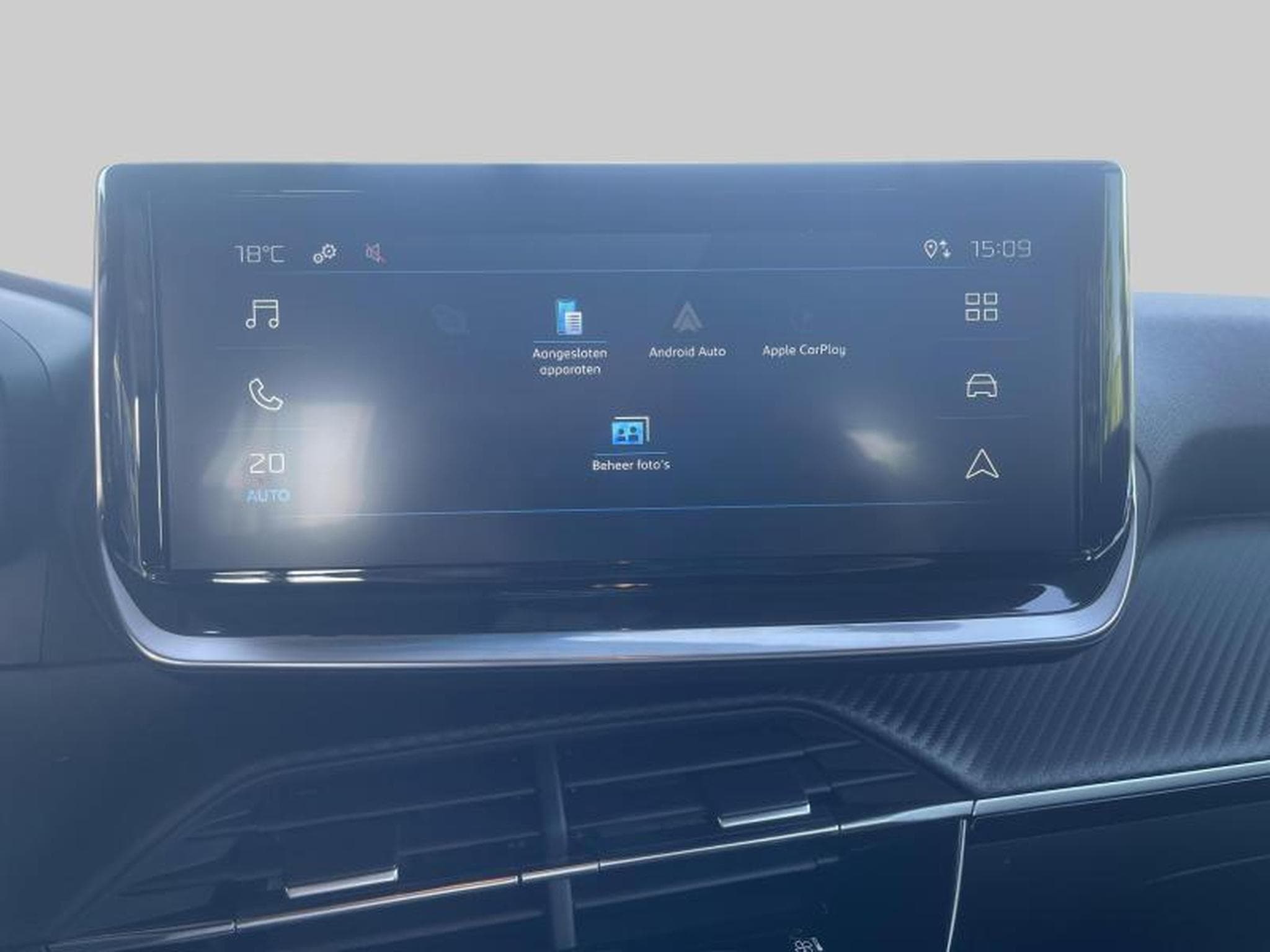 Peugeot 2008 II (2025) - Photo 18