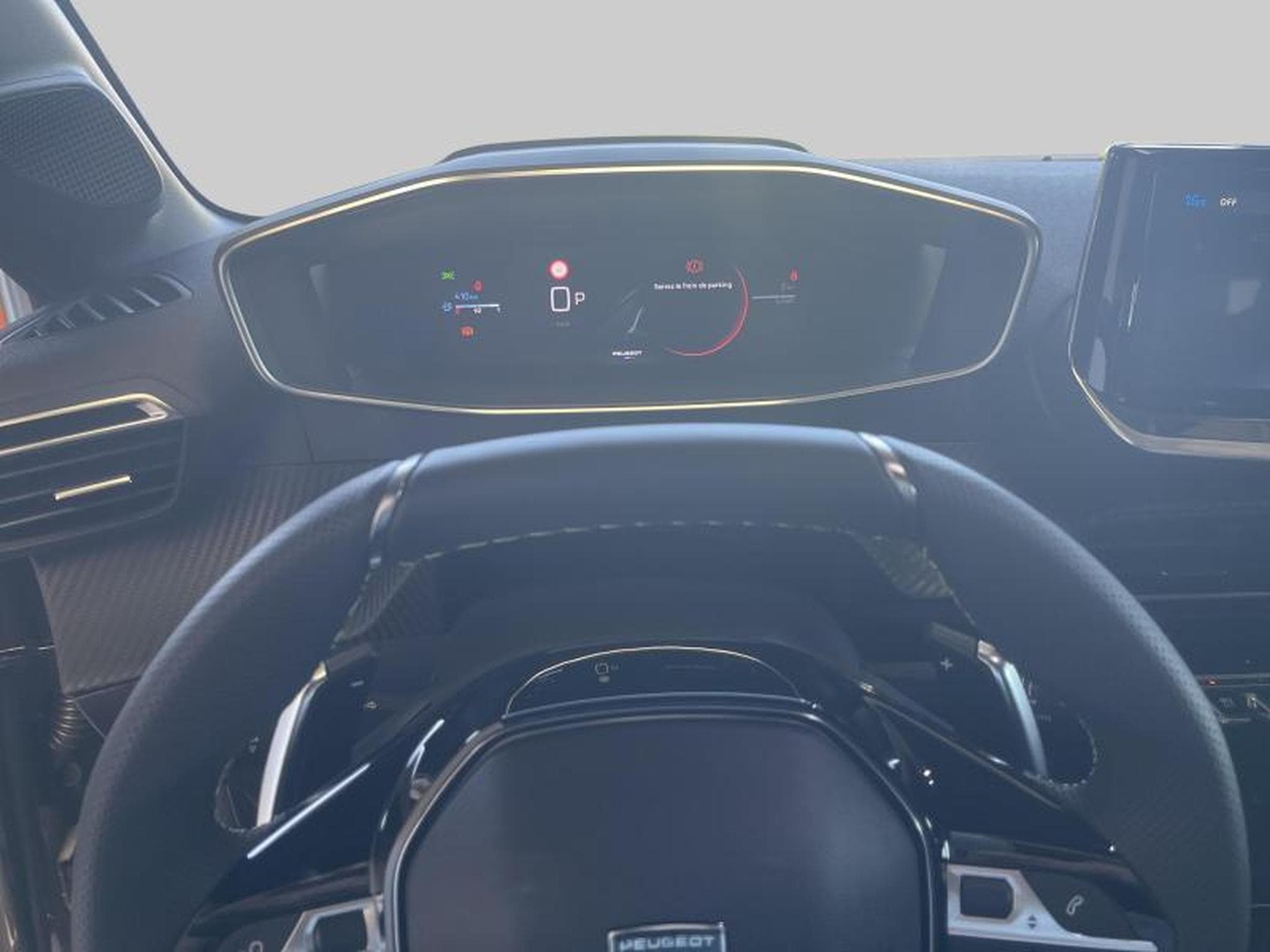 Peugeot 208 II & e- GT Line (2025) - Photo 11