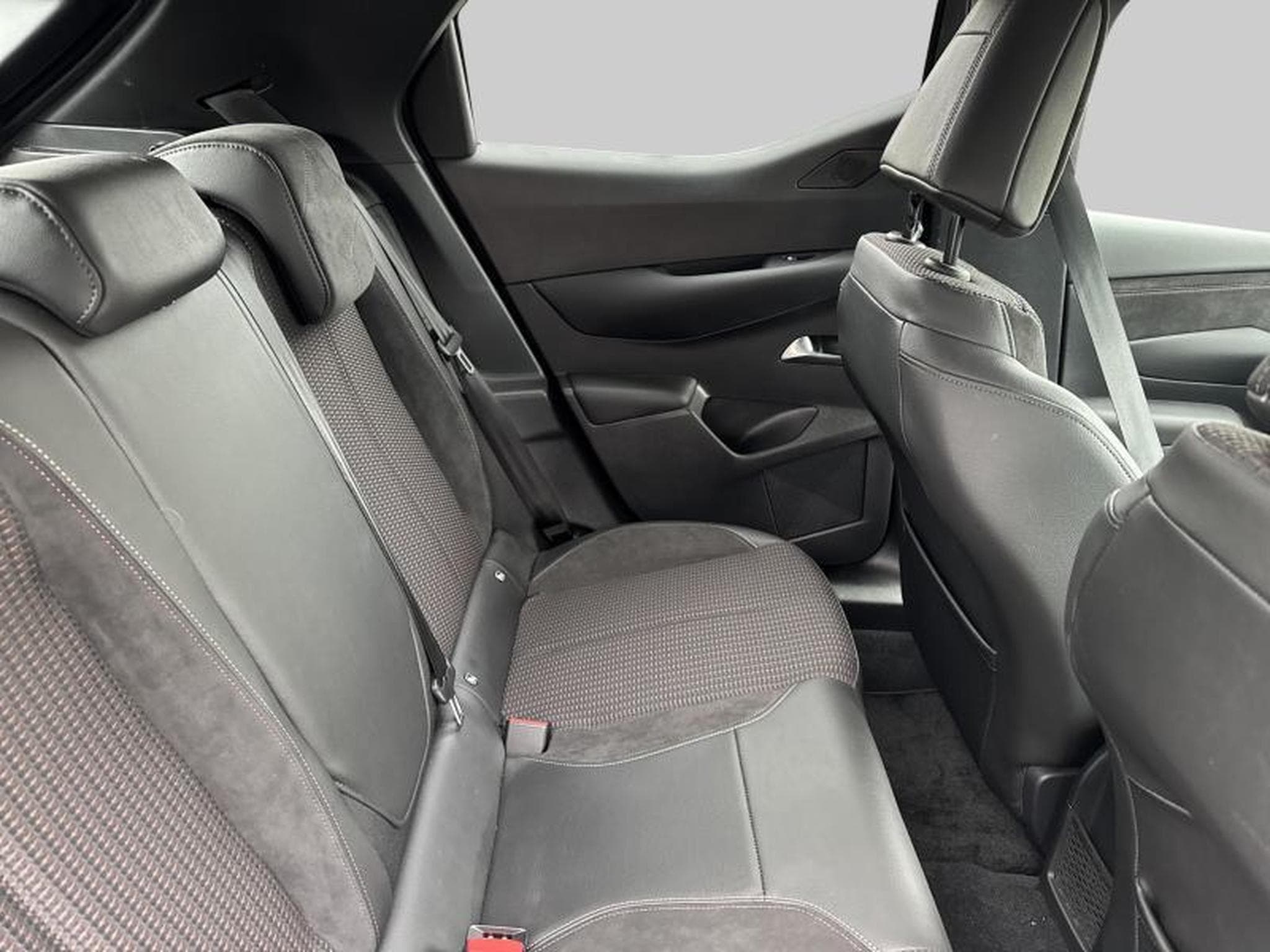 DS Automobiles DS3 E-Tense Performance Line + (2023) - Photo 10