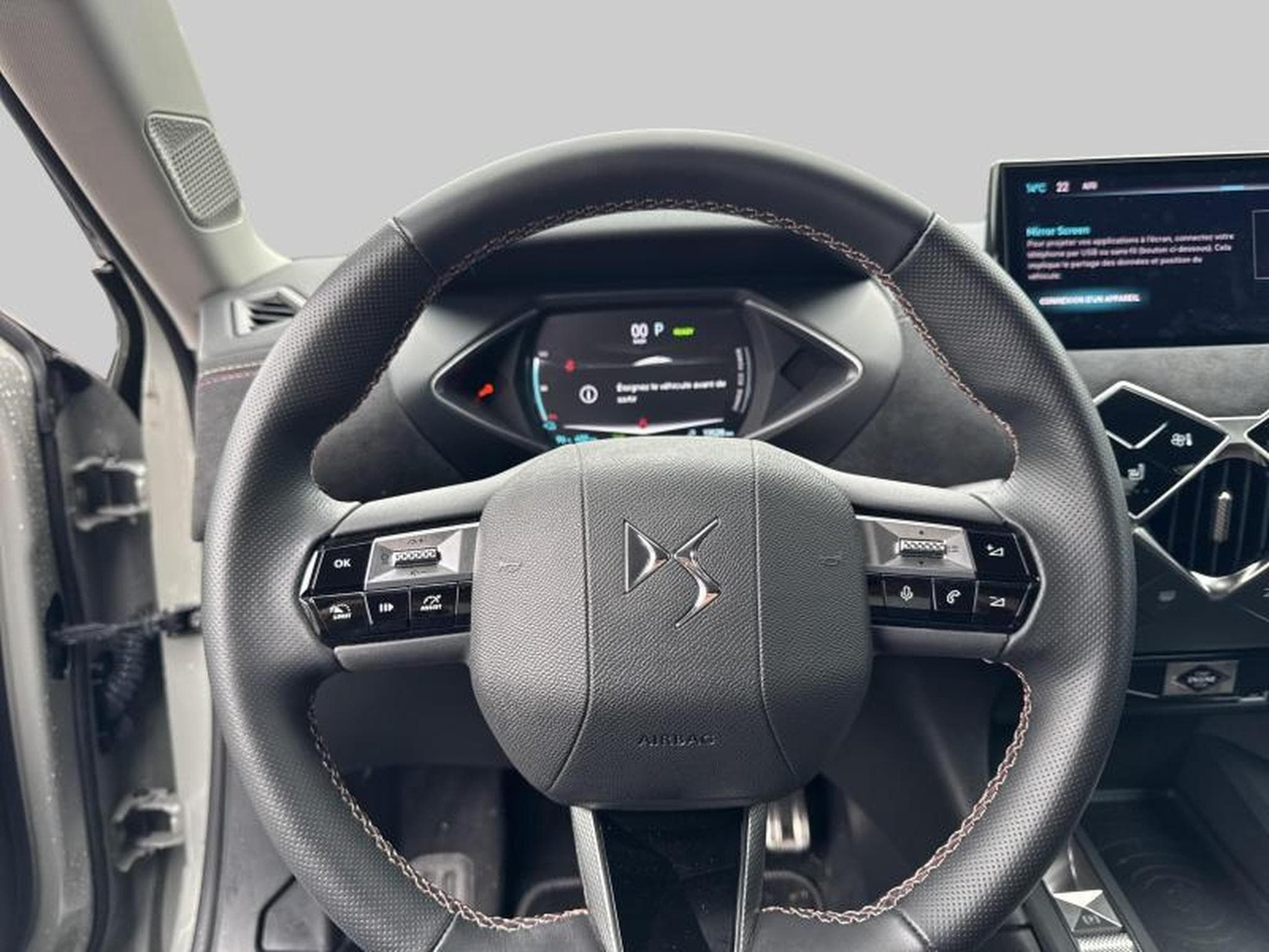 DS Automobiles DS3 E-Tense Performance Line + (2023) - Photo 14