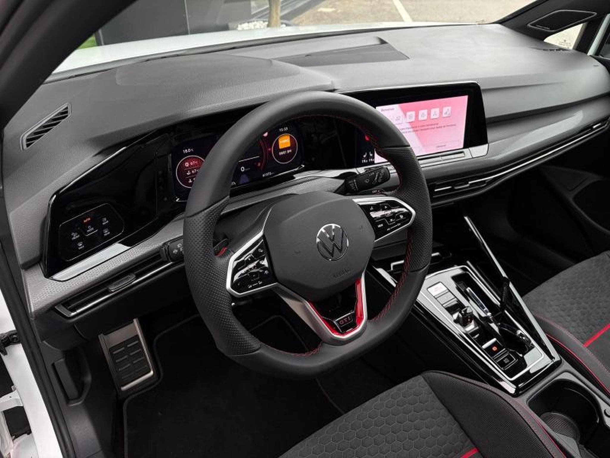 VW GTI VIII GTI Clubsport (2024) - Photo 5