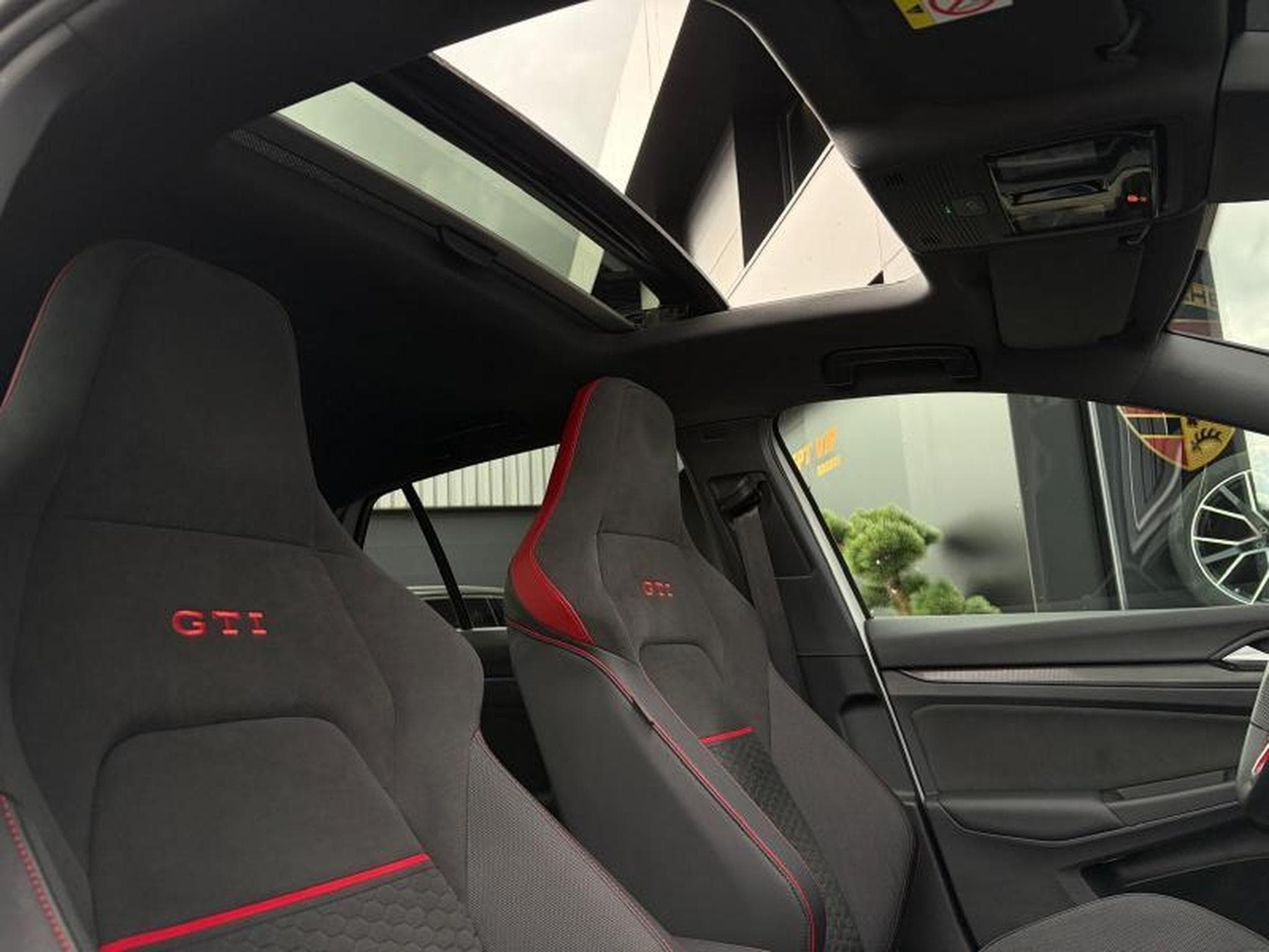 VW GTI VIII GTI Clubsport (2024) - Photo 7