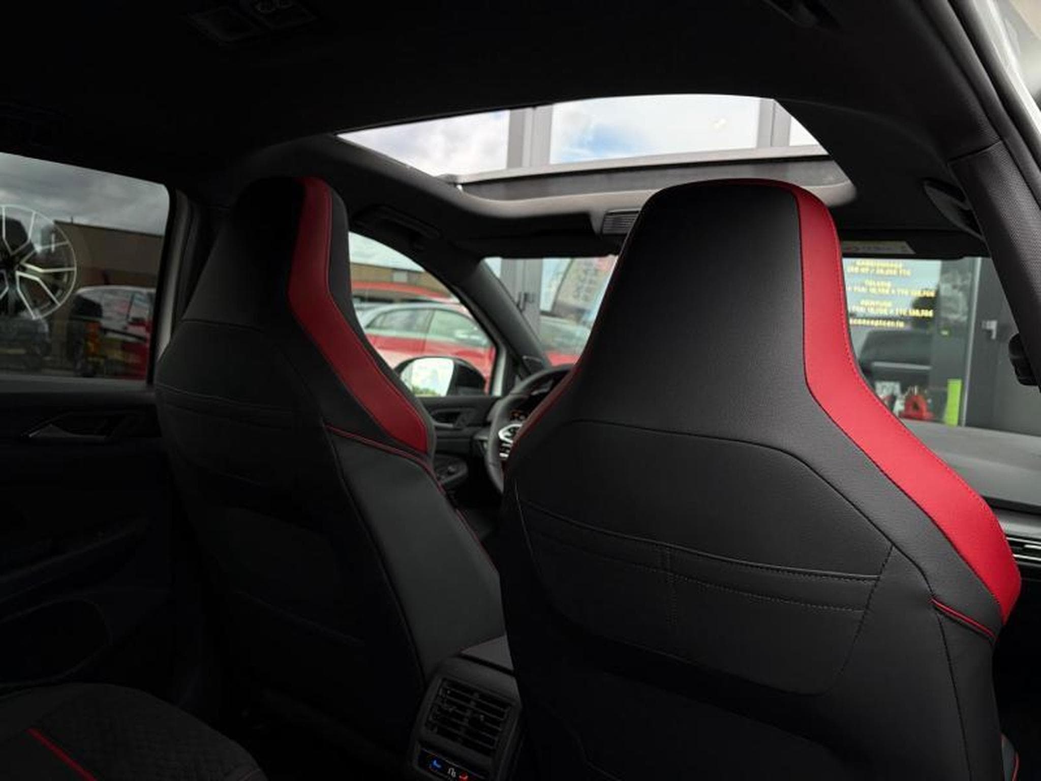 VW GTI VIII GTI Clubsport (2024) - Photo 8