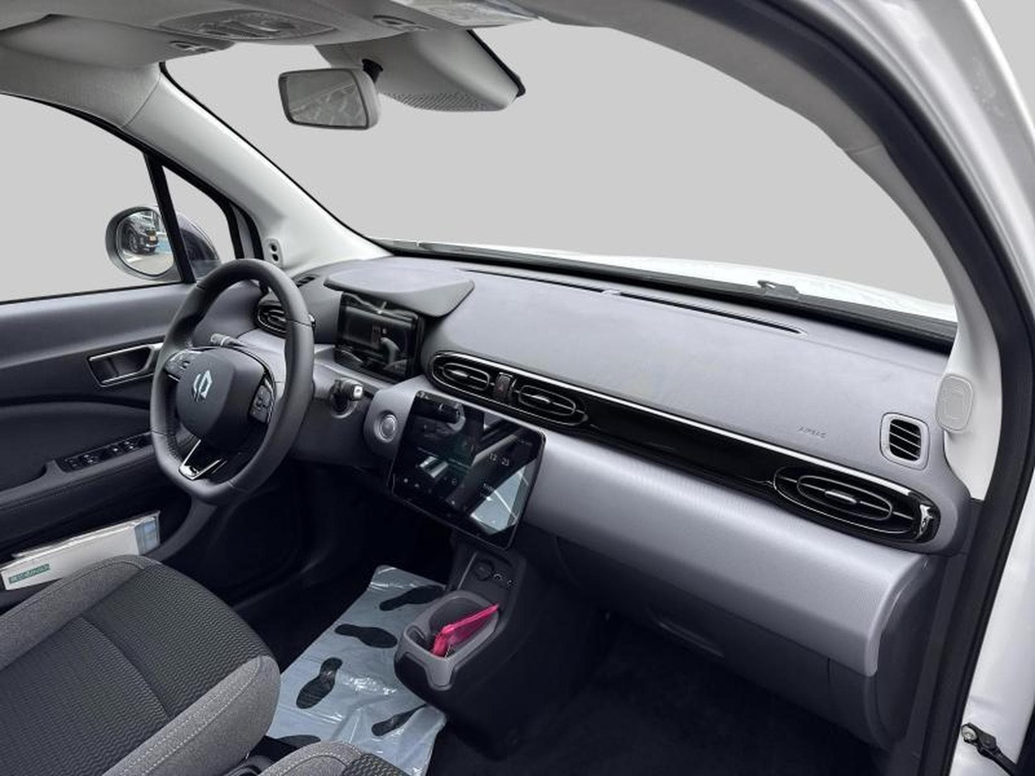 LEAPMOTOR T03 (2025) - Photo 4