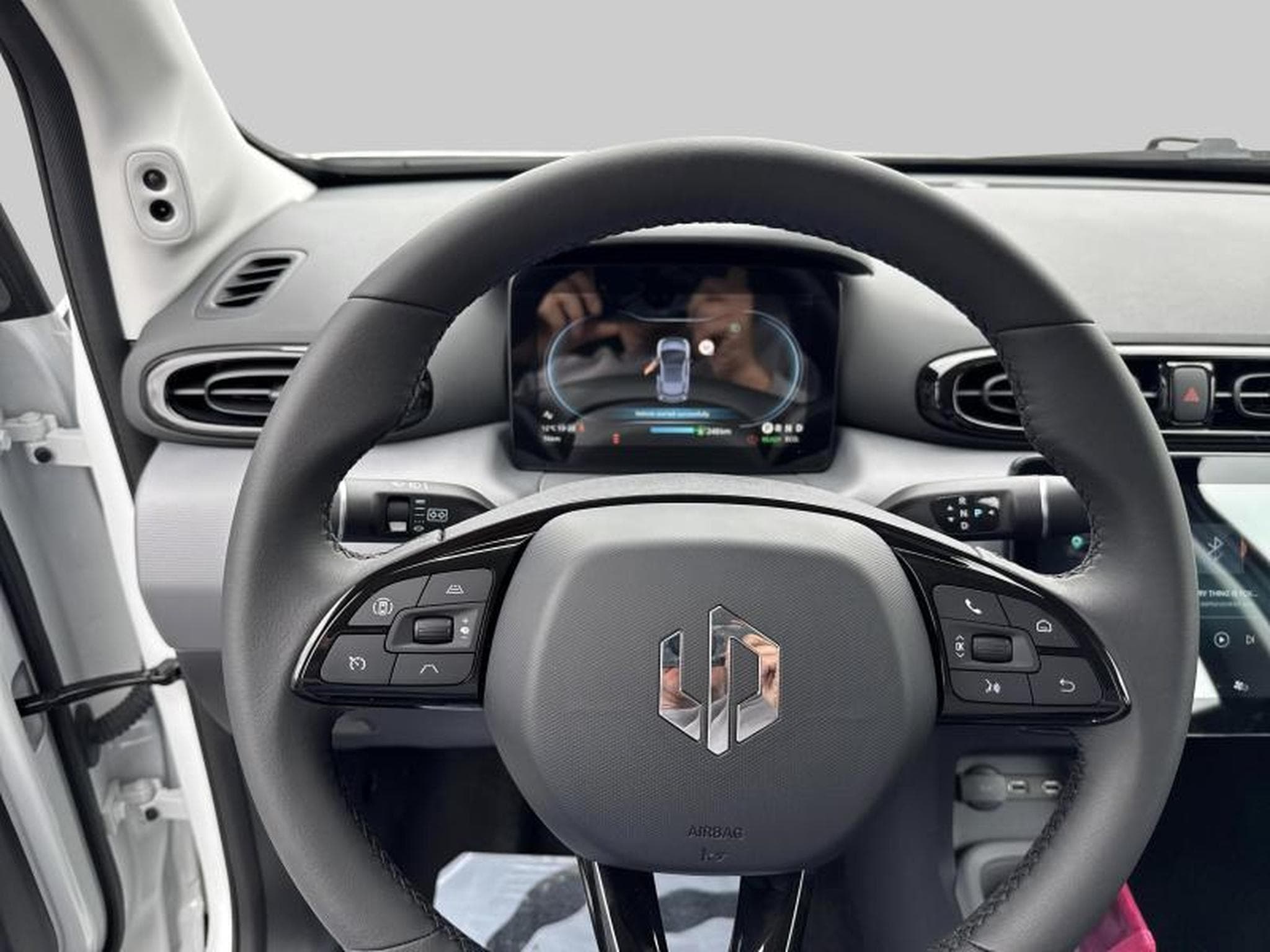 LEAPMOTOR T03 (2025) - Photo 9