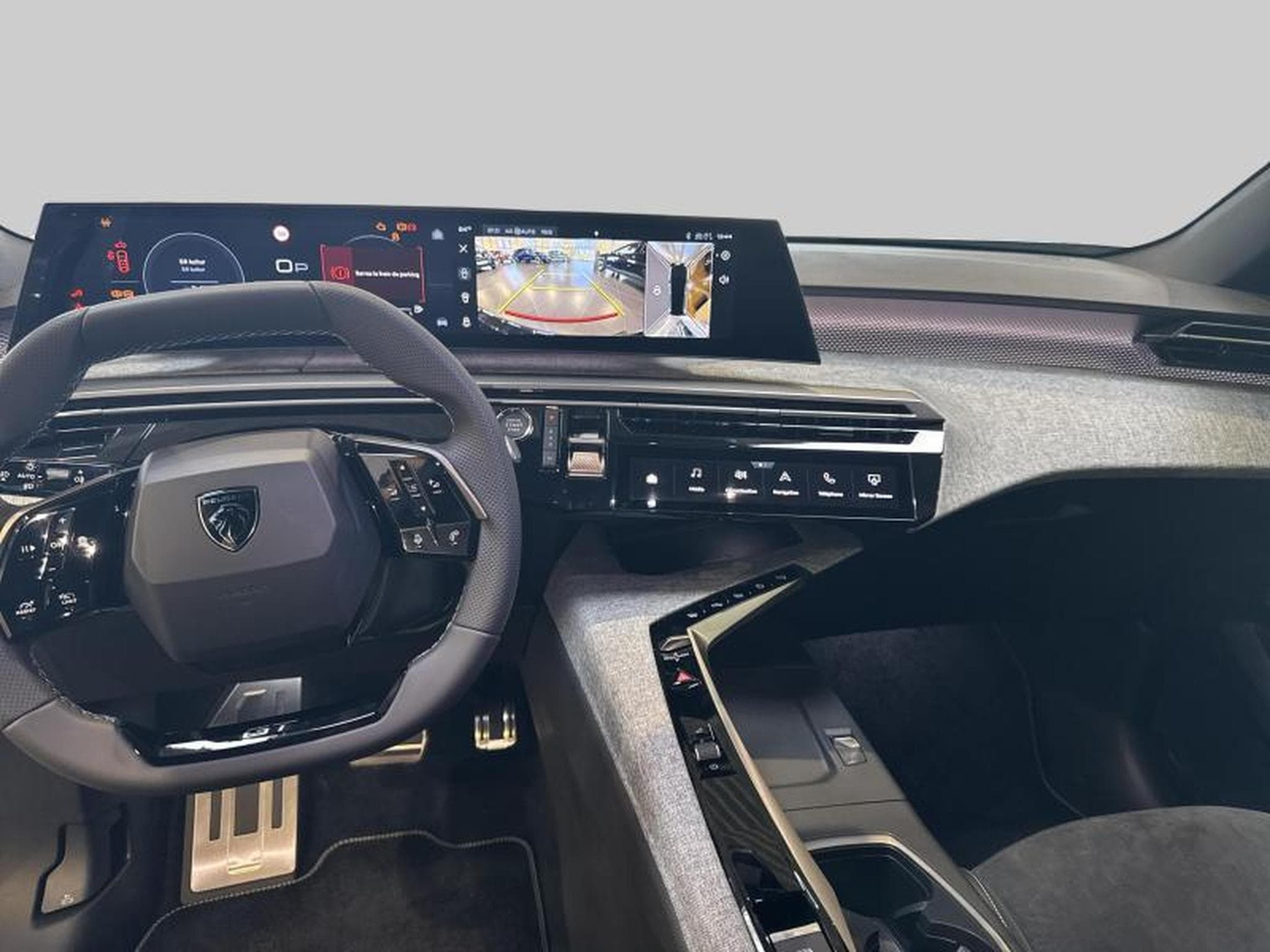 Peugeot 5008 GT Hybrid 145 e-DCS6 (2025) - Photo 13