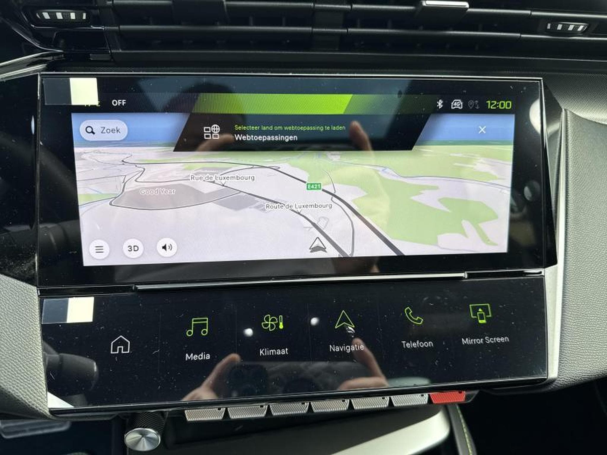 Peugeot 308 GT BlueHDi 130ch EAT8 (2025) - Photo 17