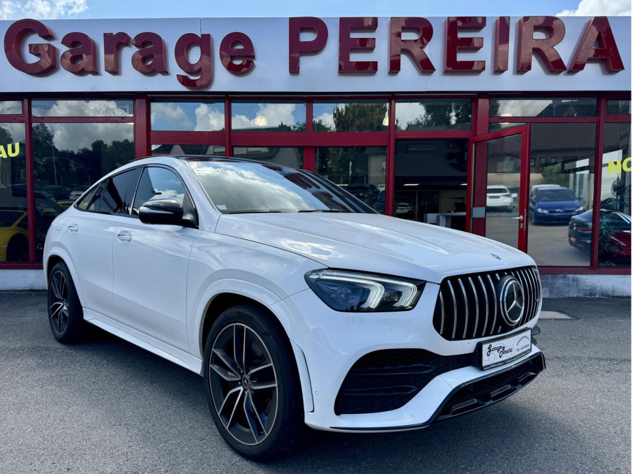 Mercedes GLE 350 D 4MATIC COUPE AMG LINE HEAD UP BURMESTER PANO CUIR NAVI 1 H (2021) - Photo 1