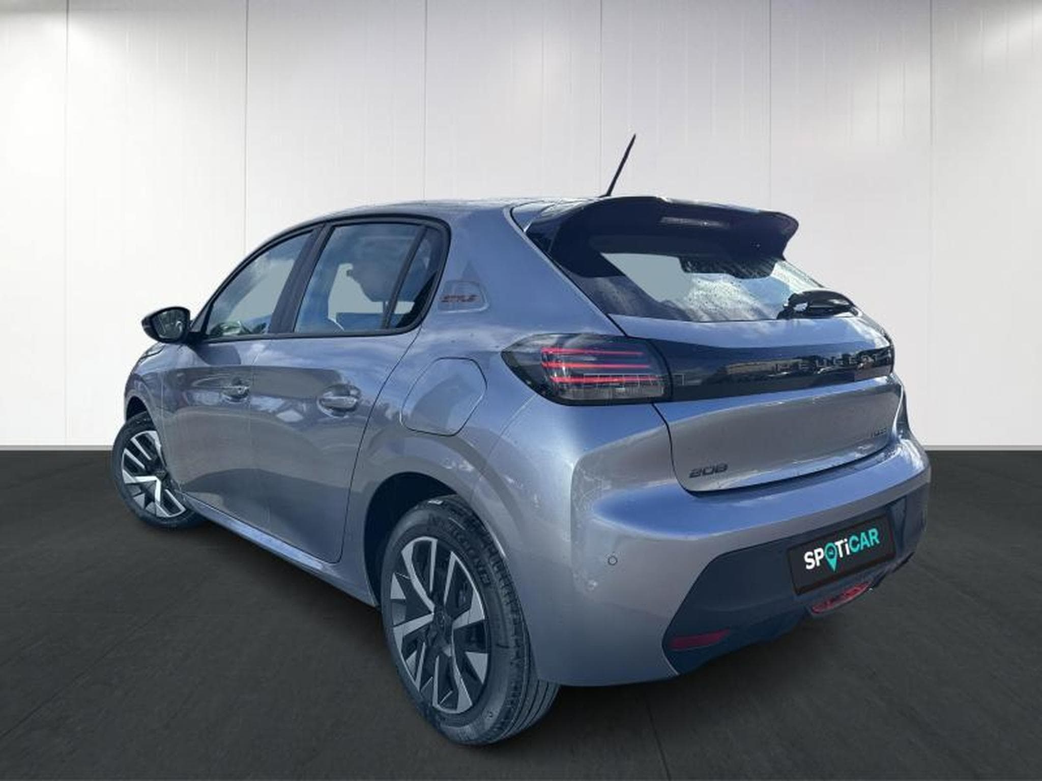 Peugeot 208 Style Hybrid 110ch e-DCS6 (2025) - Photo 6