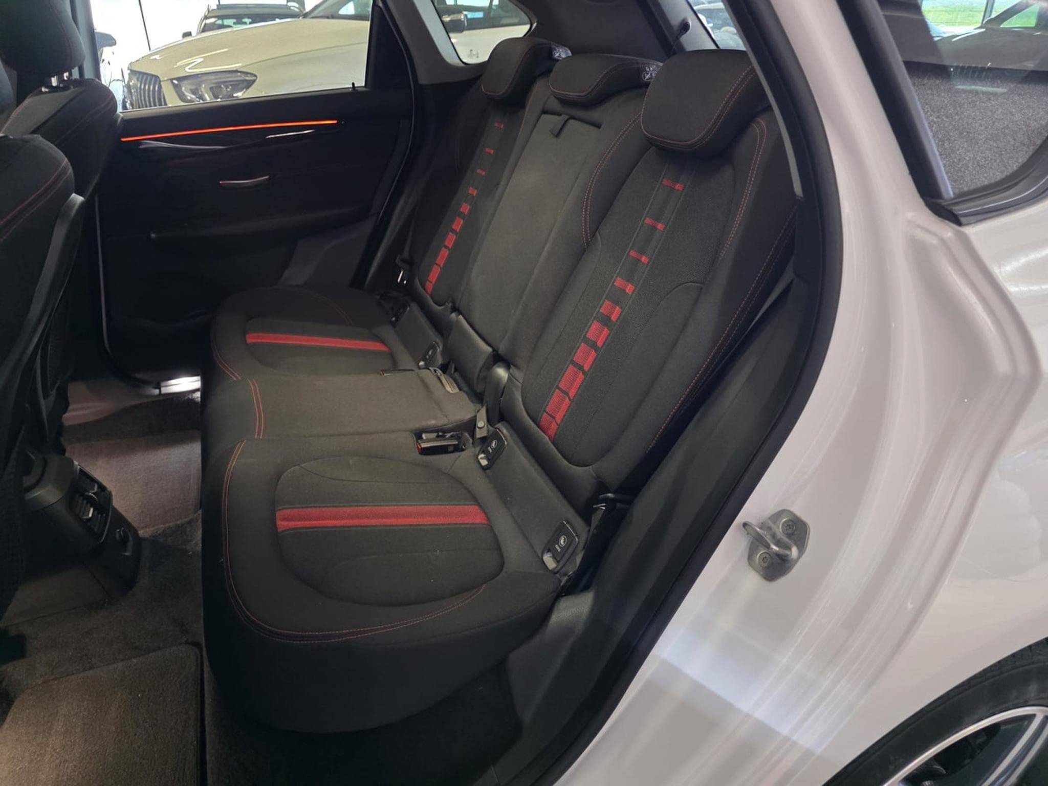 BMW 225 XE Hybrid PLUG IN iPERFORMANCE SPORTLINE HEAD UP PANO LED NA (2018) - Foto 12