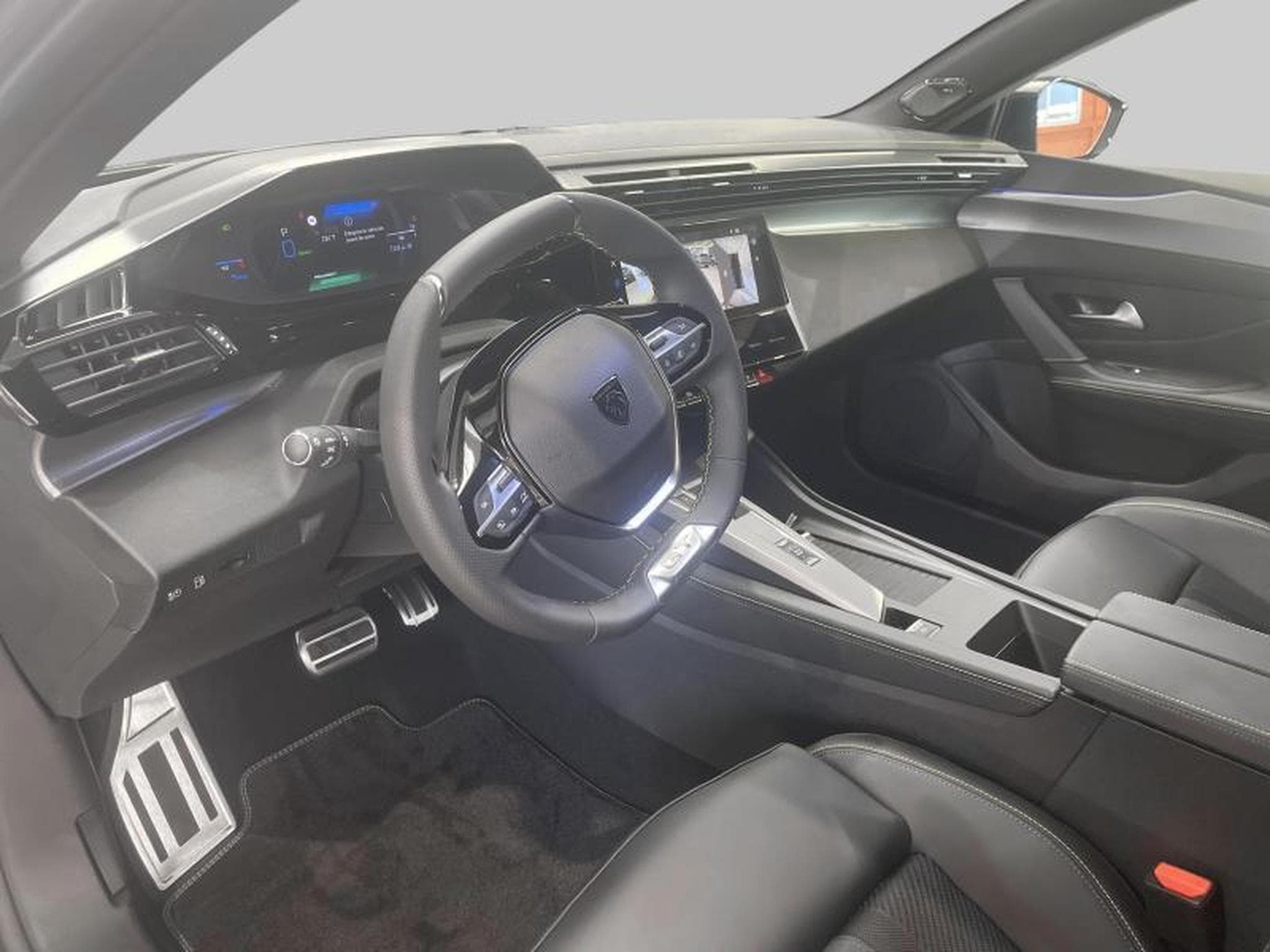 Peugeot 308 GT Plug-in Hybrid 180 e-EAT8 (2024) - Photo 10