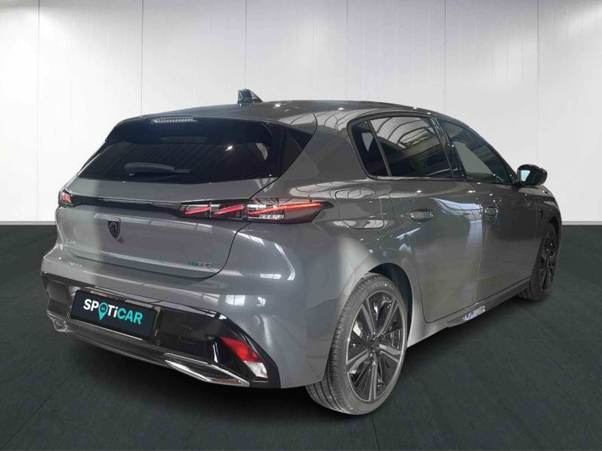 Peugeot 308 GT Plug-in Hybrid 180 e-EAT8 (2024) - Photo 3