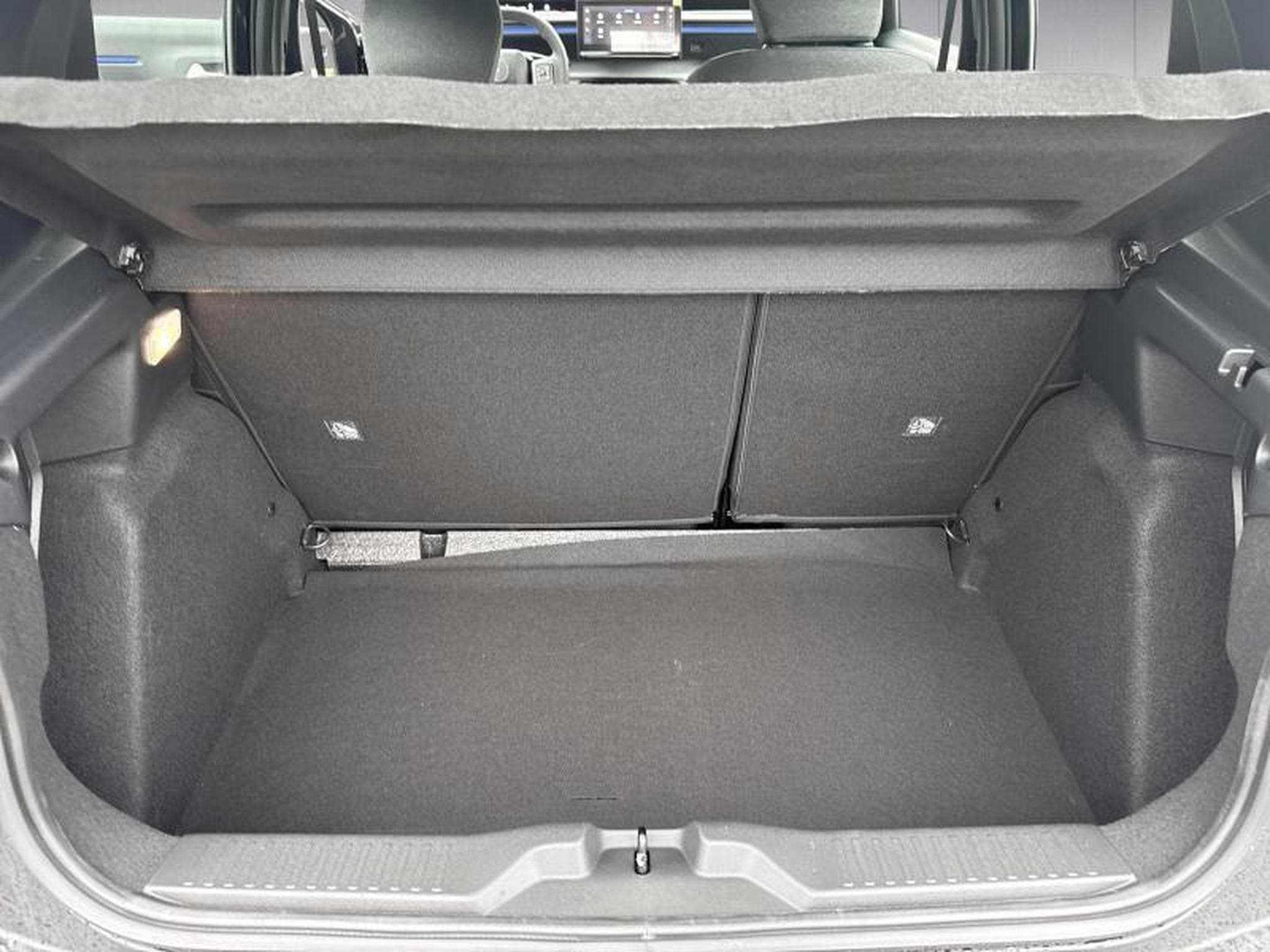 Citroen C3 PLUS Hybrid 110ch e-DSC6 (2025) - Photo 11