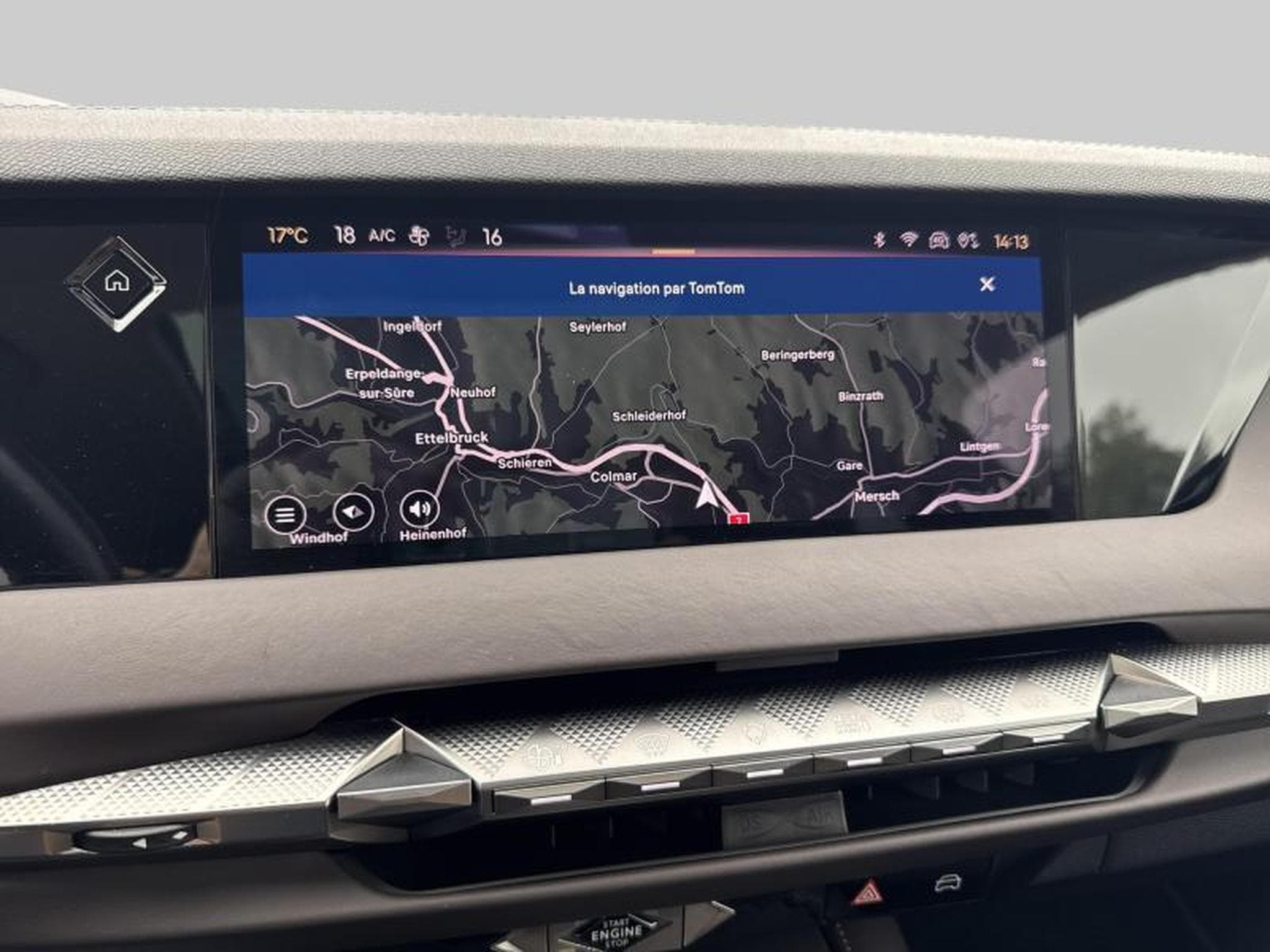 DS Automobiles DS4 Rivoli E-Tense 225 (2021) - Photo 12