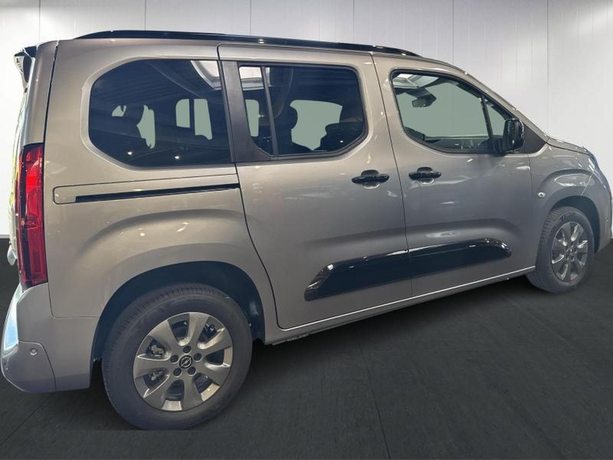 Opel Combo GS (2025) - Photo 8