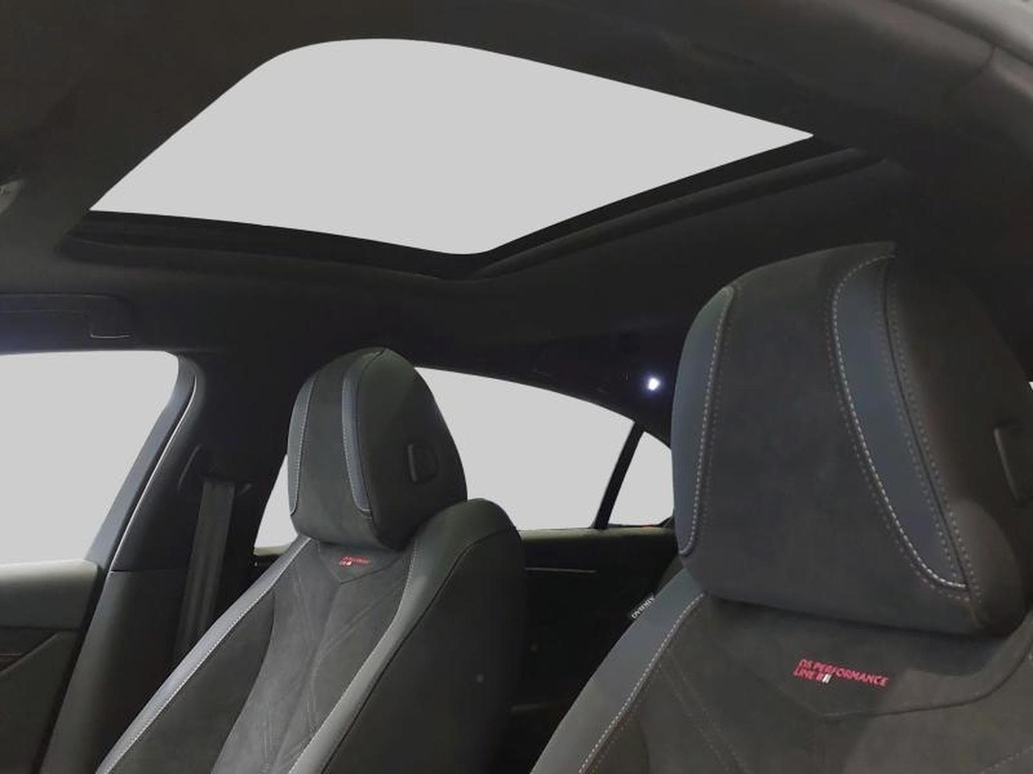 DS Automobiles DS9 E-Tense Performance Line + (2022) - Photo 21