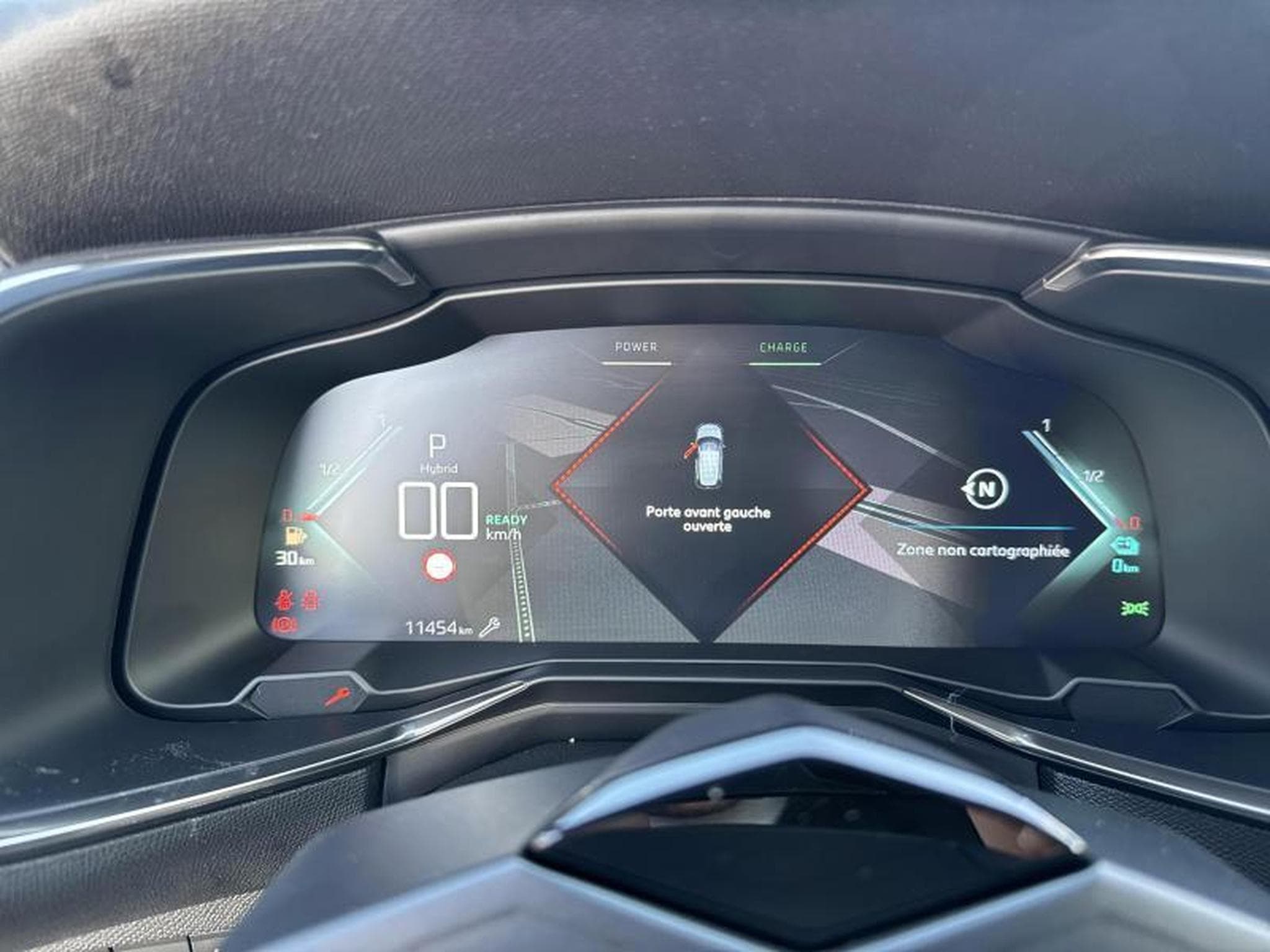 DS Automobiles DS7 E-Tense Rivoli 300 (2023) - Photo 15