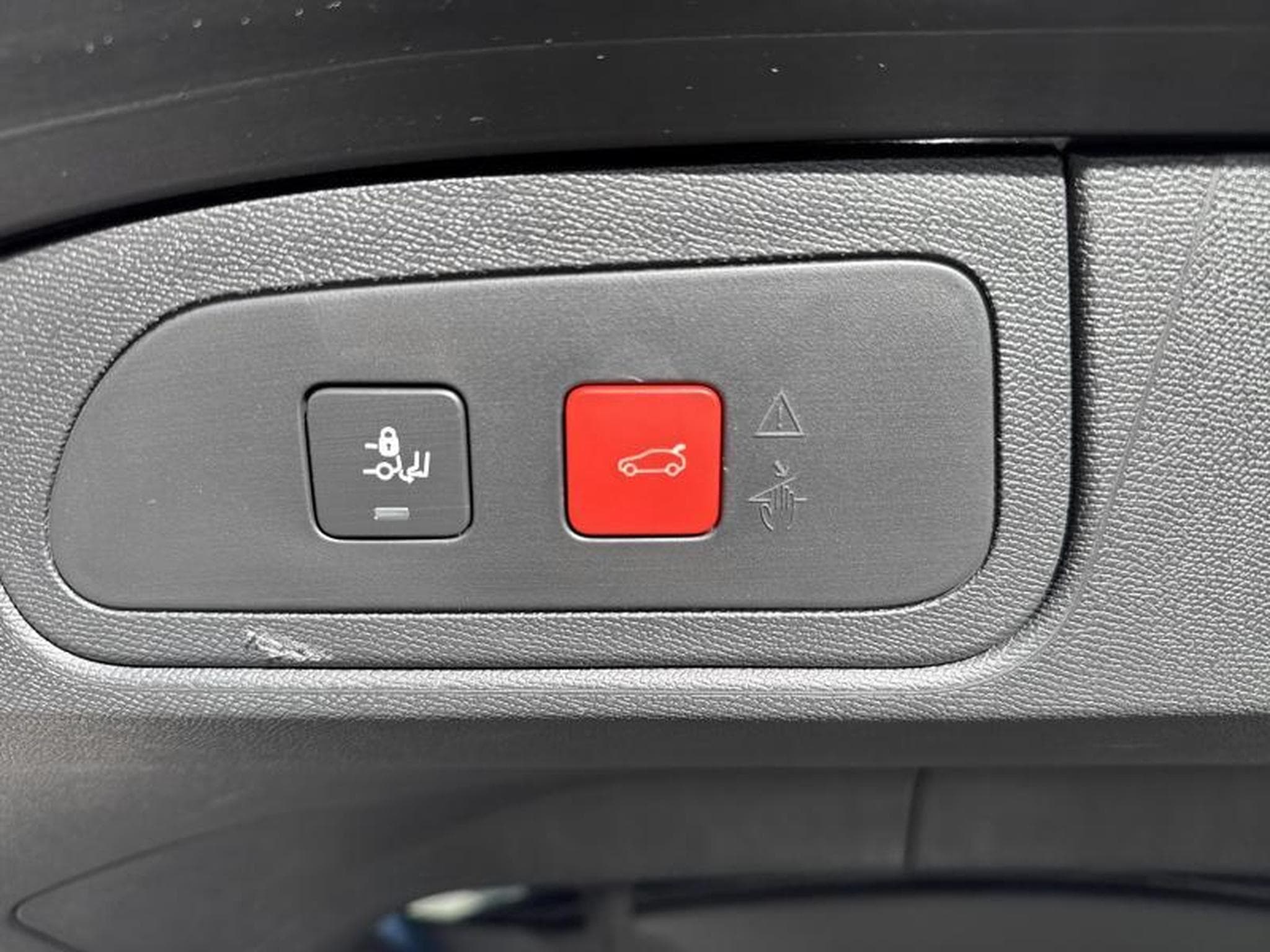 DS Automobiles DS7 E-Tense Rivoli 300 (2023) - Photo 21