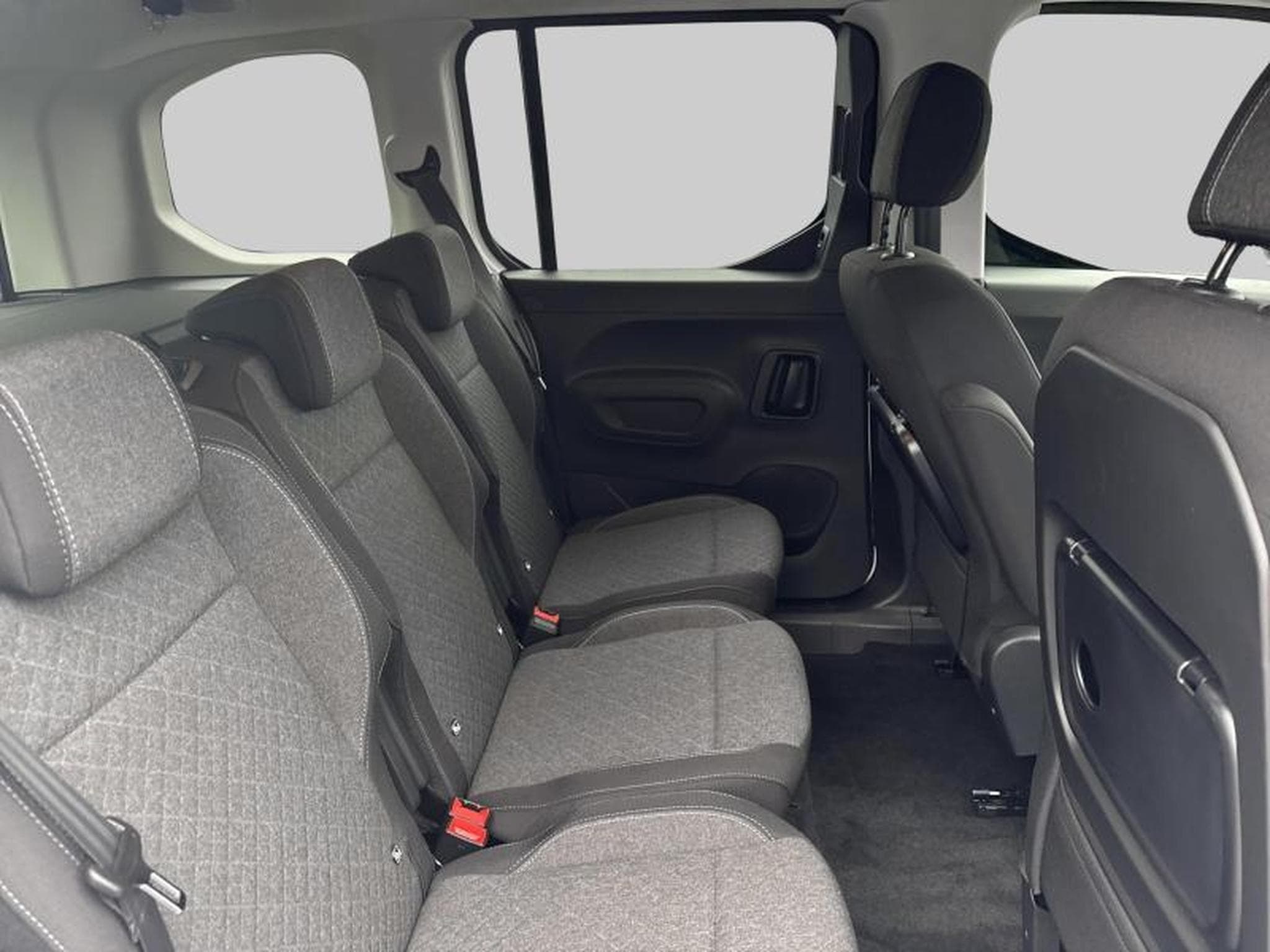 Opel Combo GS (2025) - Photo 10