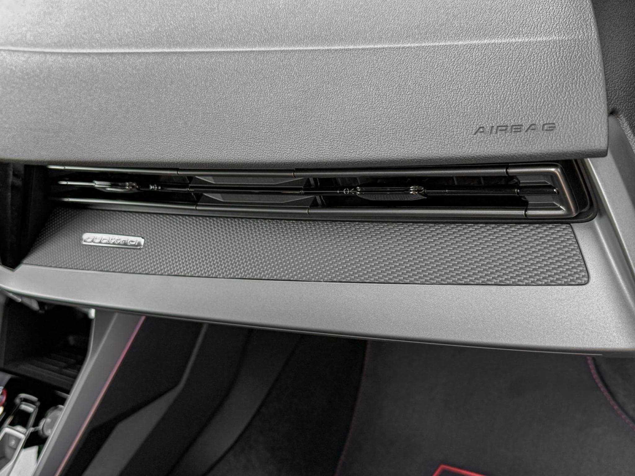 Audi RS3 Sportback 2.5 TFSI quattro/Pano/CARBON19/360°/SONOS/SCHALE S (2026) - Photo 22