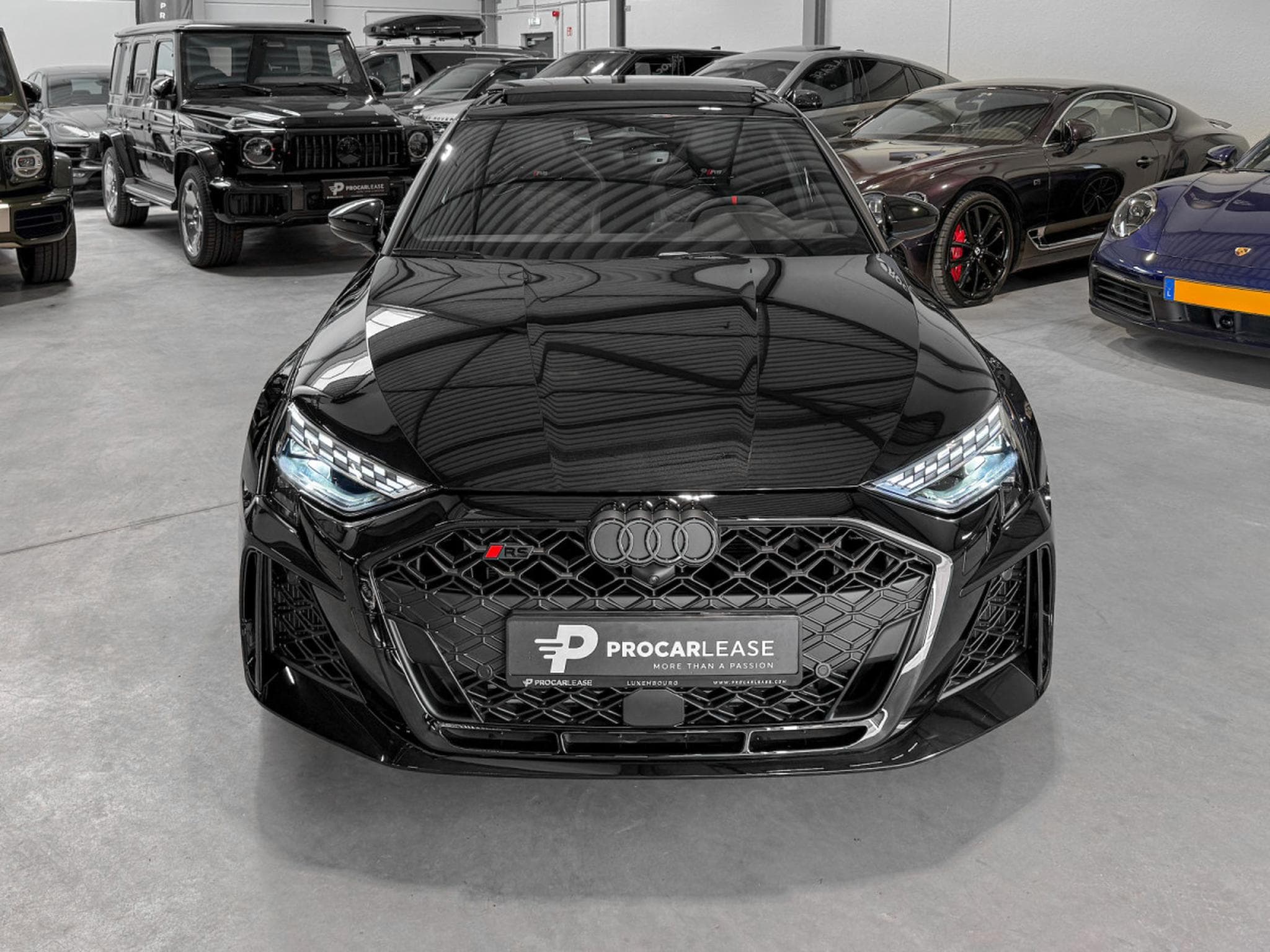 Audi RS3 Sportback 2.5 TFSI quattro/Pano/CARBON19/360°/SONOS/SCHALE S (2026) - Photo 7