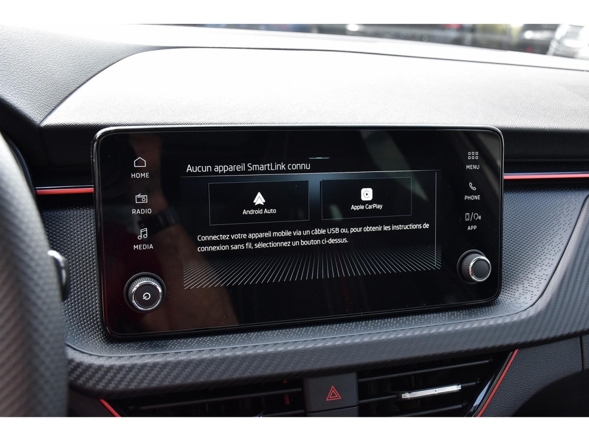 Skoda Kamiq 1.5 TSI Monte Carlo DSG PANO ACC TRAVEL SIDE KESSY NEUF (2026) - Photo 12