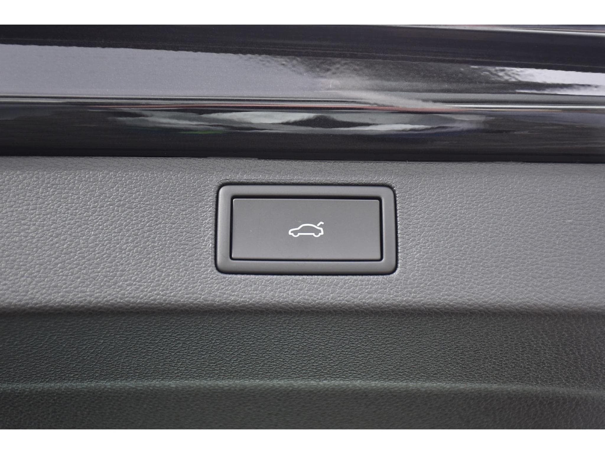 Skoda Kamiq 1.5 TSI Monte Carlo DSG PANO ACC TRAVEL SIDE KESSY NEUF (2026) - Photo 24