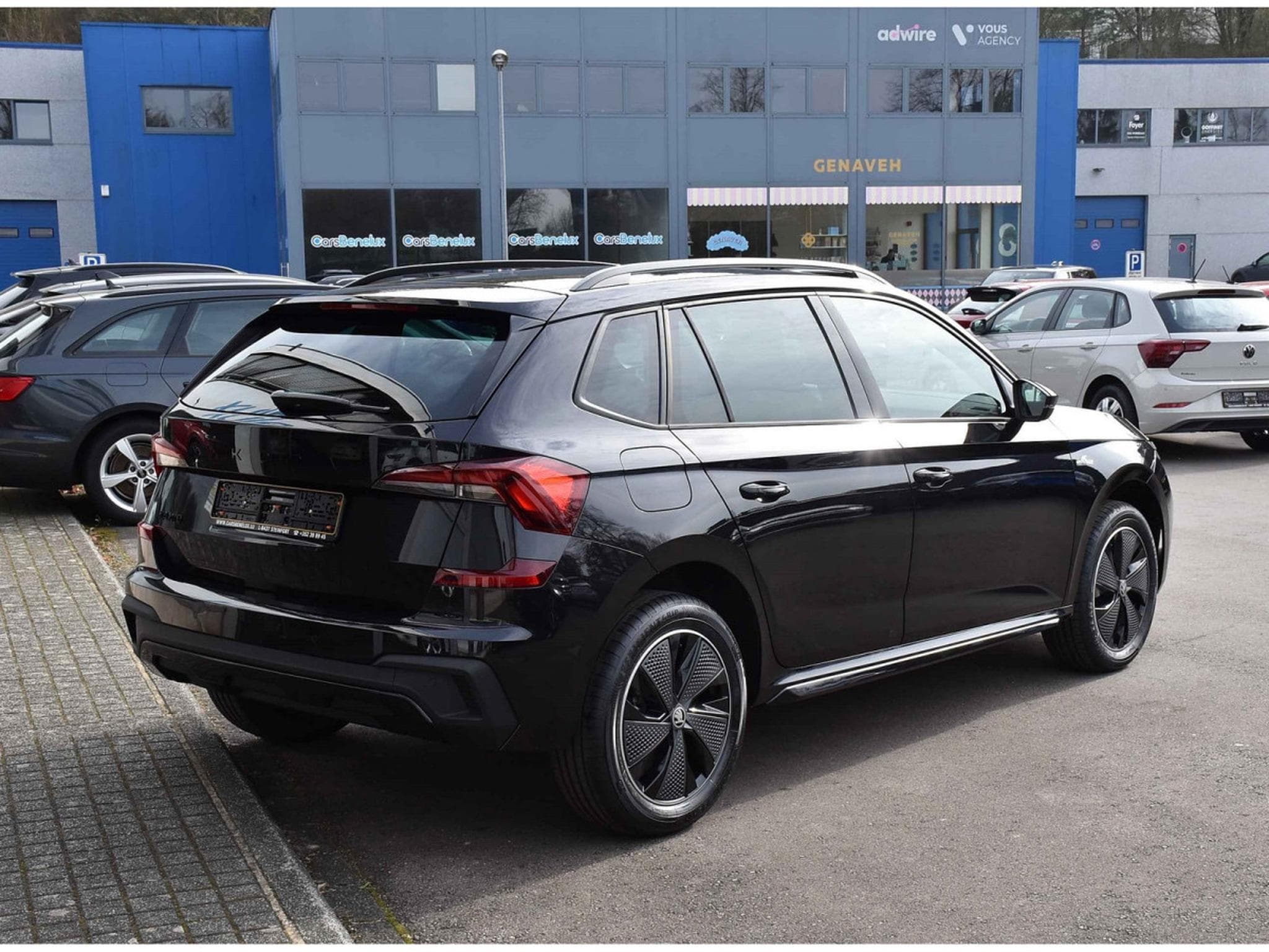 Skoda Kamiq 1.5 TSI Monte Carlo DSG PANO ACC TRAVEL SIDE KESSY NEUF (2026) - Photo 4