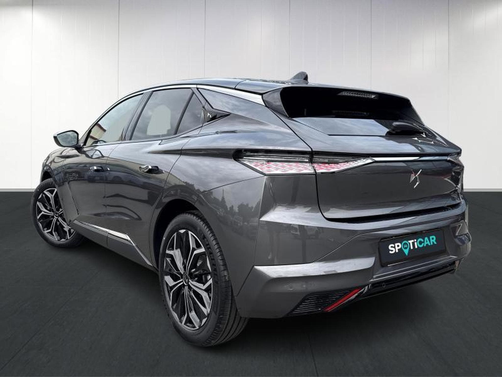 DS Automobiles DS4 ETOILE (2025) - Photo 4