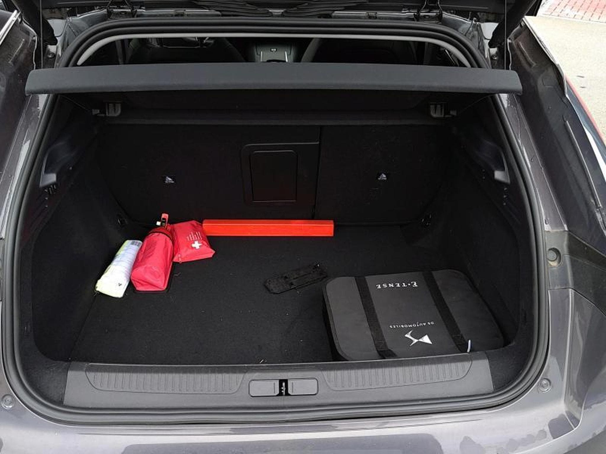 DS Automobiles DS4 Trocadero (2024) - Photo 12