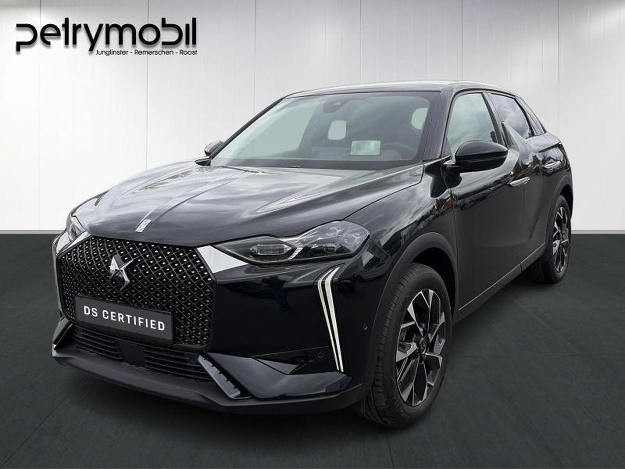 DS Automobiles DS3 3 E-Tense Etoile (2024) - Photo 1