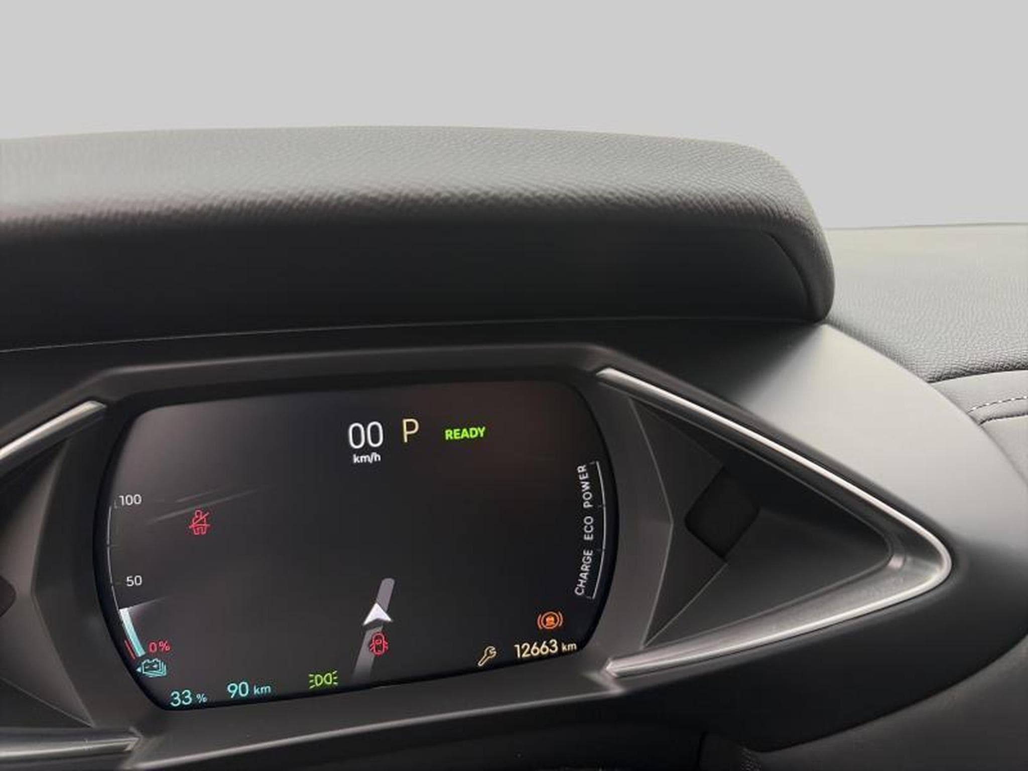 DS Automobiles DS3 3 E-Tense Etoile (2024) - Photo 15