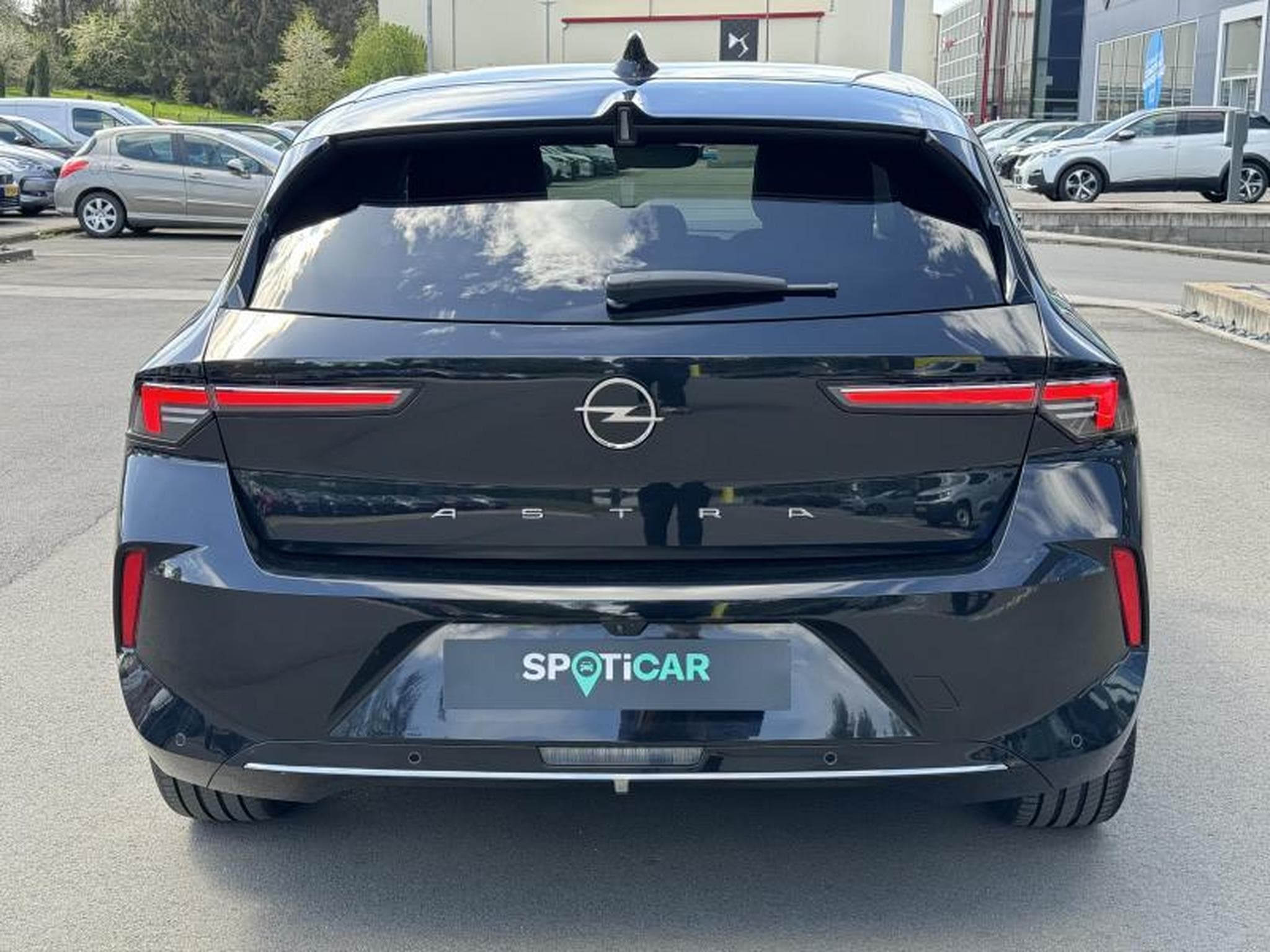 Opel Astra L Elegance (2022) - Photo 5