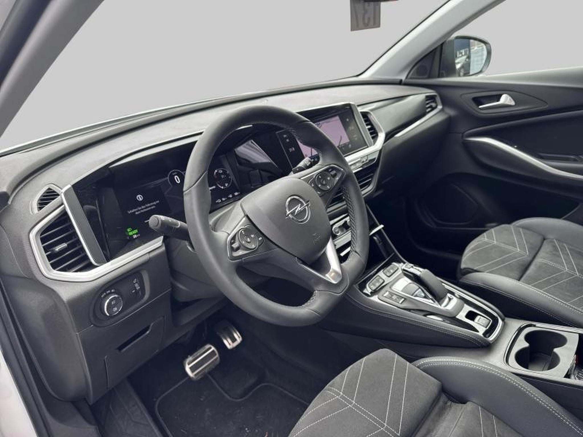 Opel Grandland X Ultimate (2022) - Photo 11