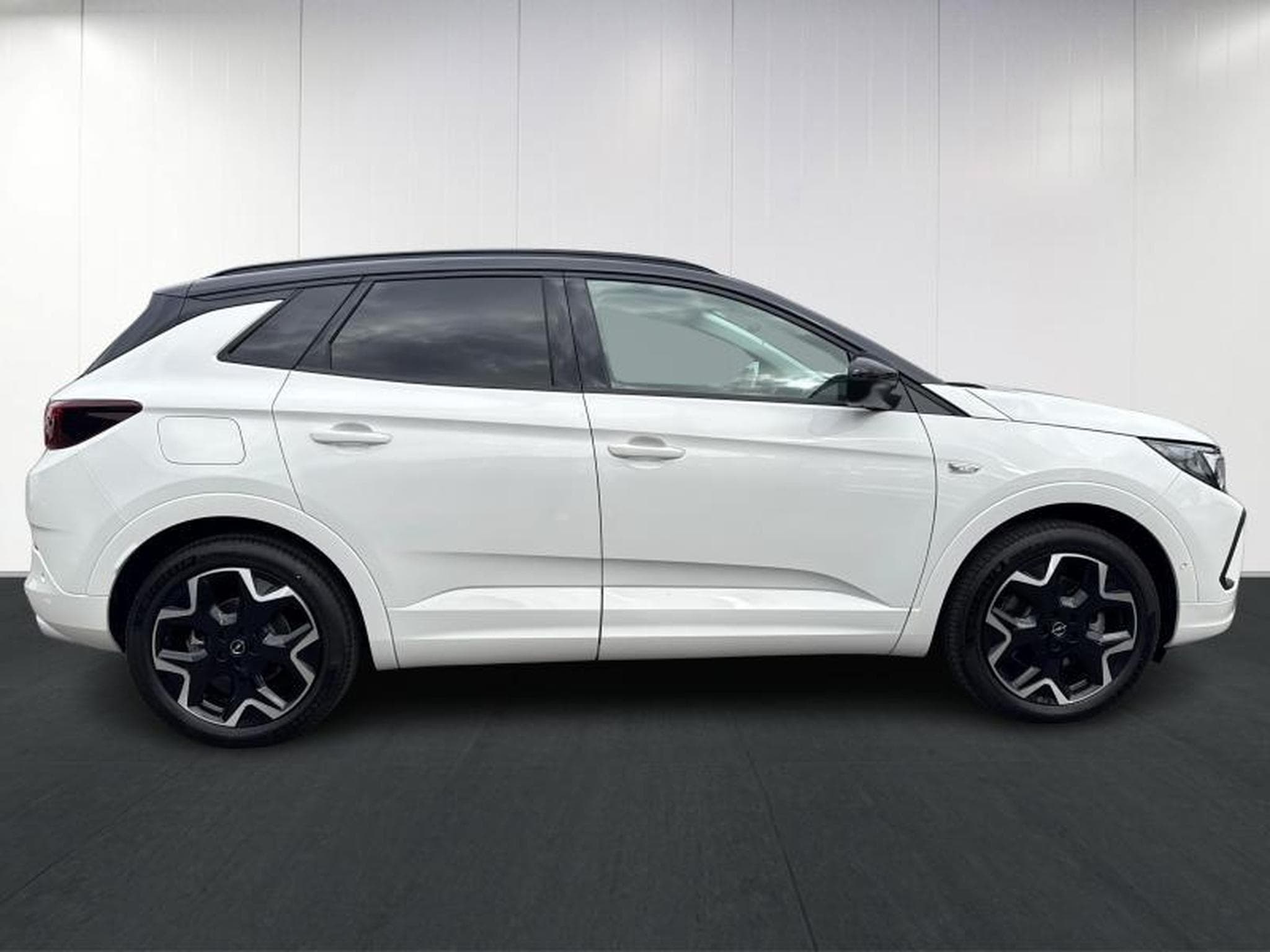 Opel Grandland X Ultimate (2022) - Photo 8