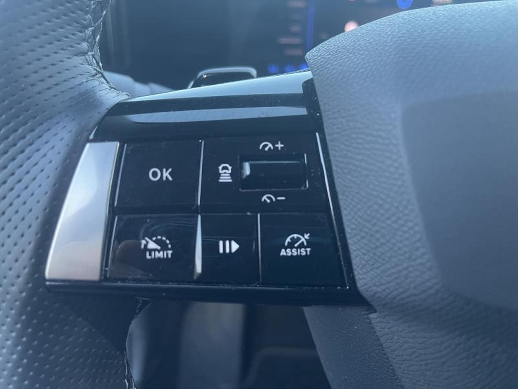 Opel Astra Business Elegance (2023) - Photo 8