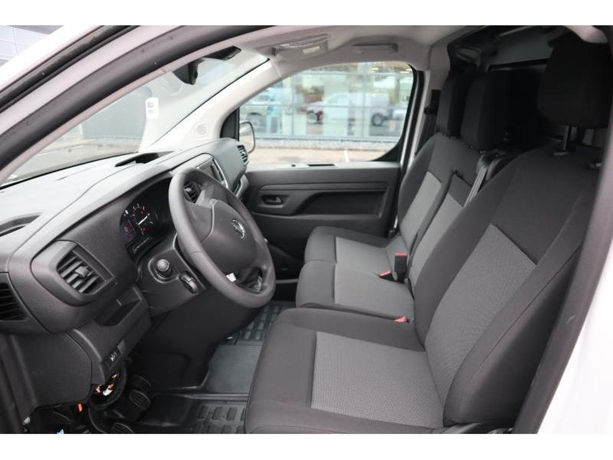 Opel Vivaro Van (2023) - Photo 11