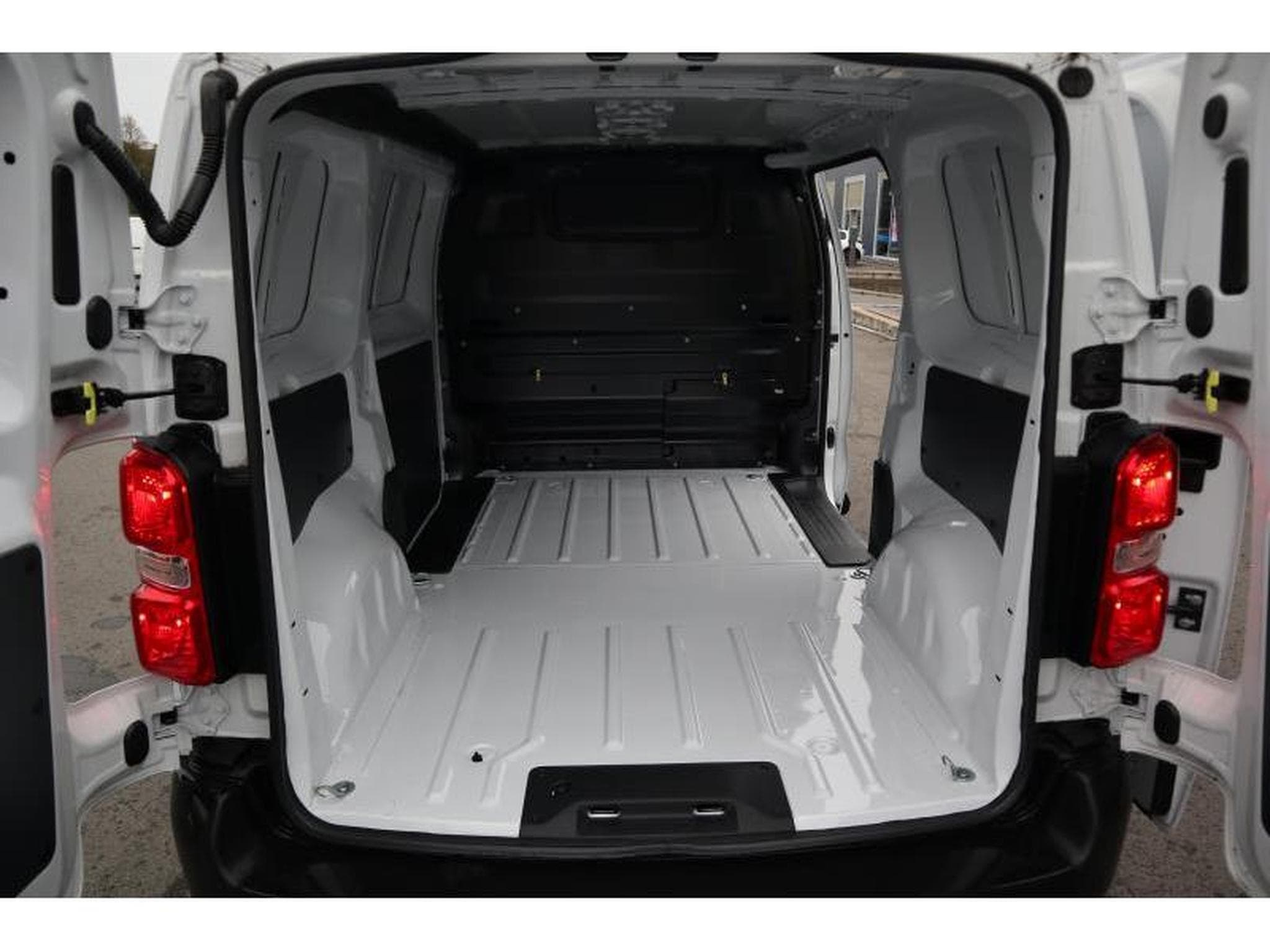 Opel Vivaro Van (2023) - Photo 9