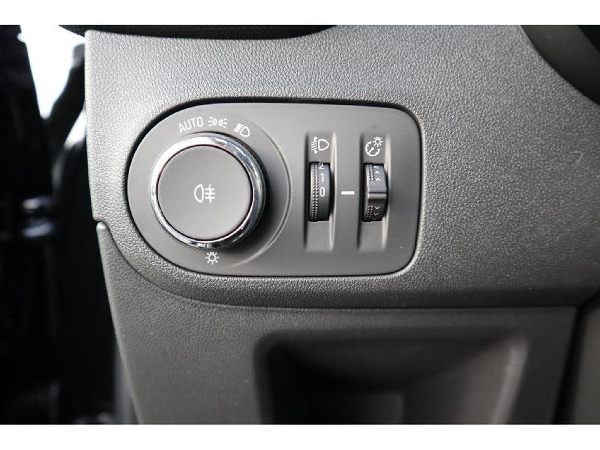 Opel Crossland Edition (2023) - Photo 20