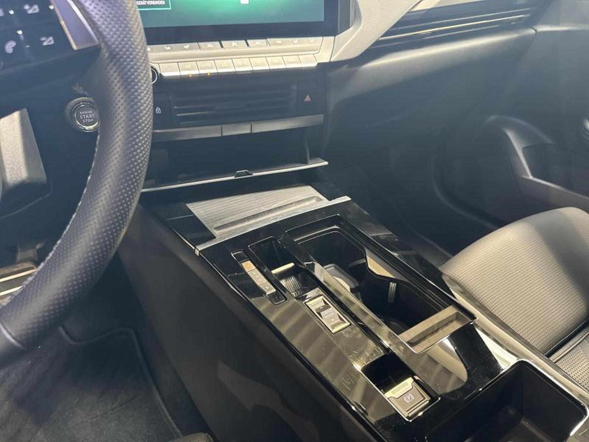 Opel Astra GS (2023) - Photo 13